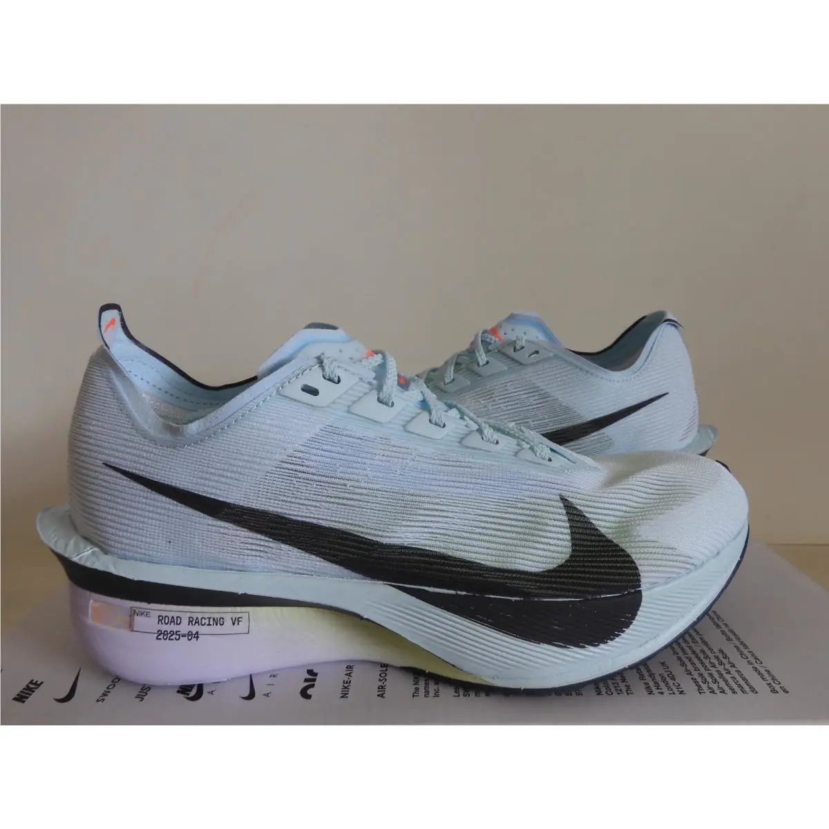 Nike shoes - Nike Vaporfly 4 - Vaporfly - HF6412-400 - Multicolor 0