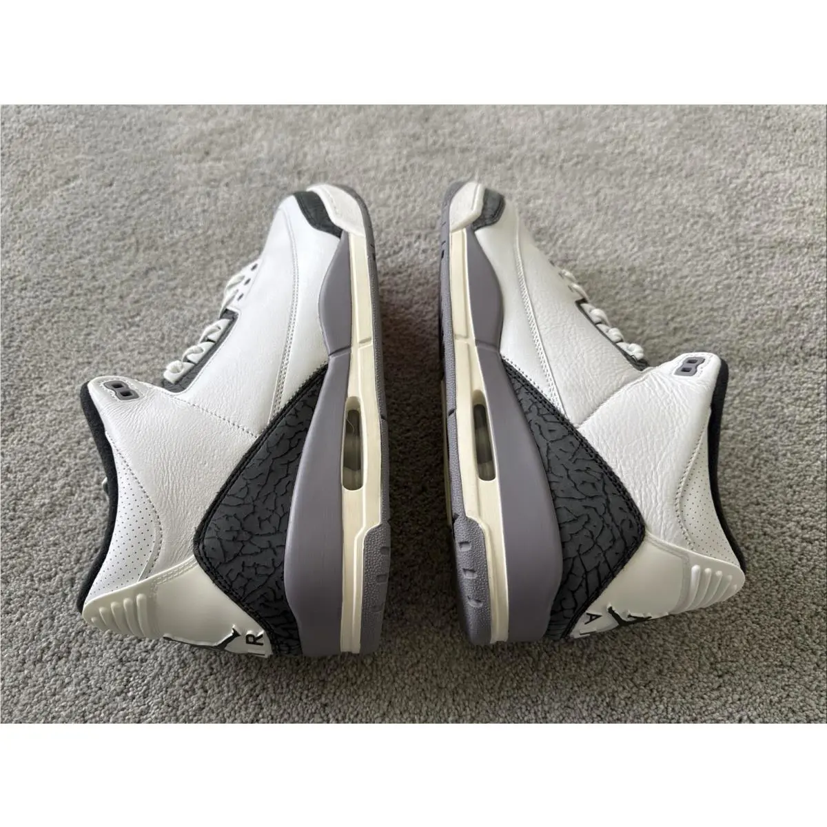 Nike shoes - Jordan 3 - White 7