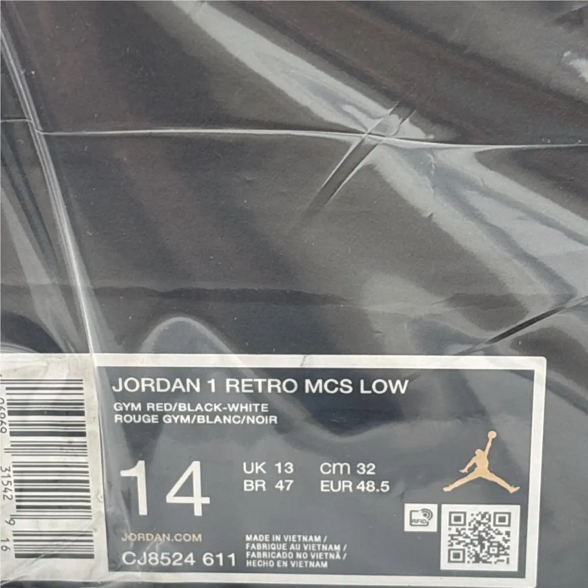 Nike shoes - Air Jordan 1 - Air - CJ8524-611 - Red 5