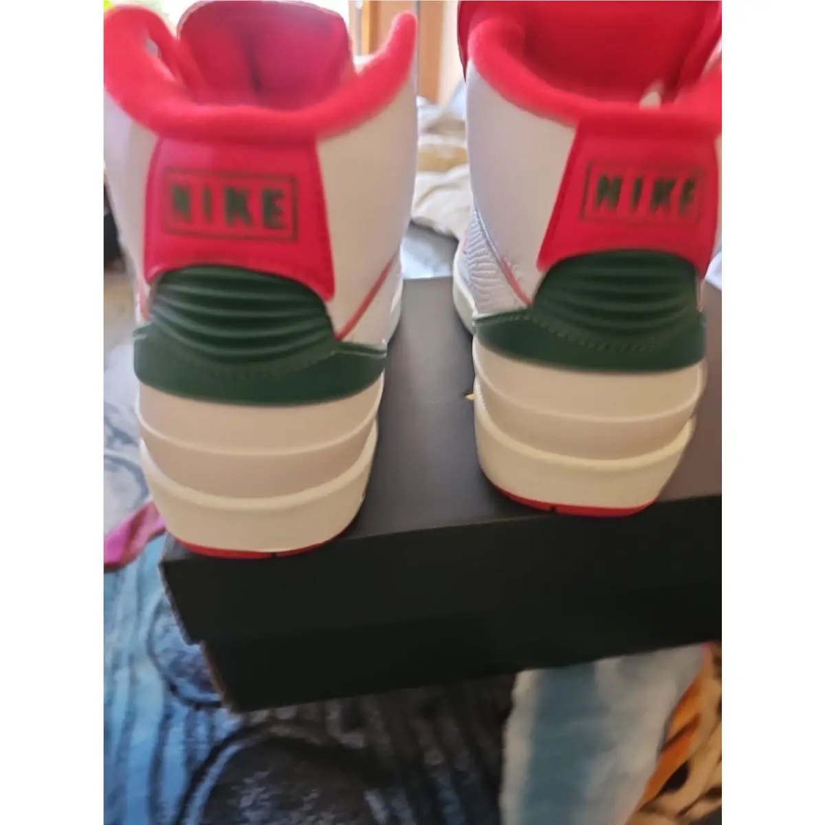 Nike shoes - White 2
