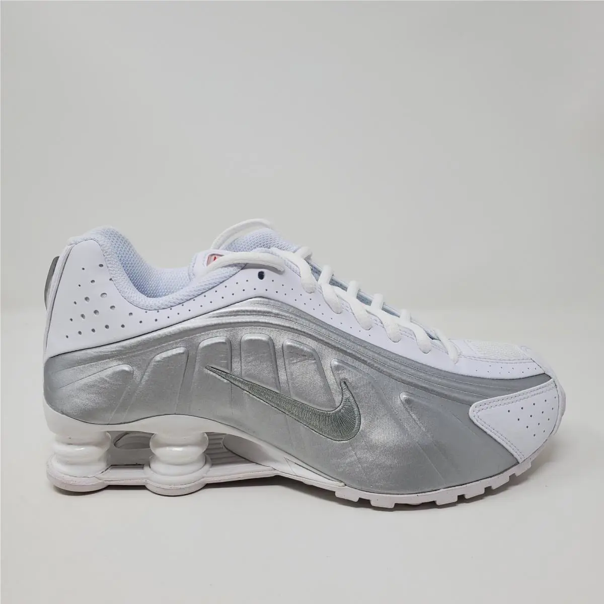 Nike shoes - Nike Shox R4 - Shox - White 2