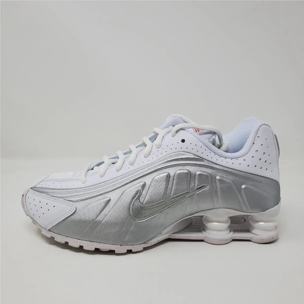Nike shoes - Nike Shox R4 - Shox - White 3