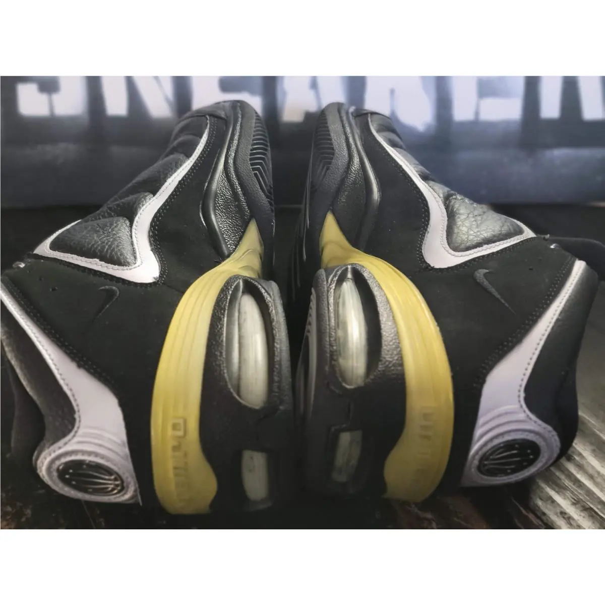 Nike shoes - Black 4