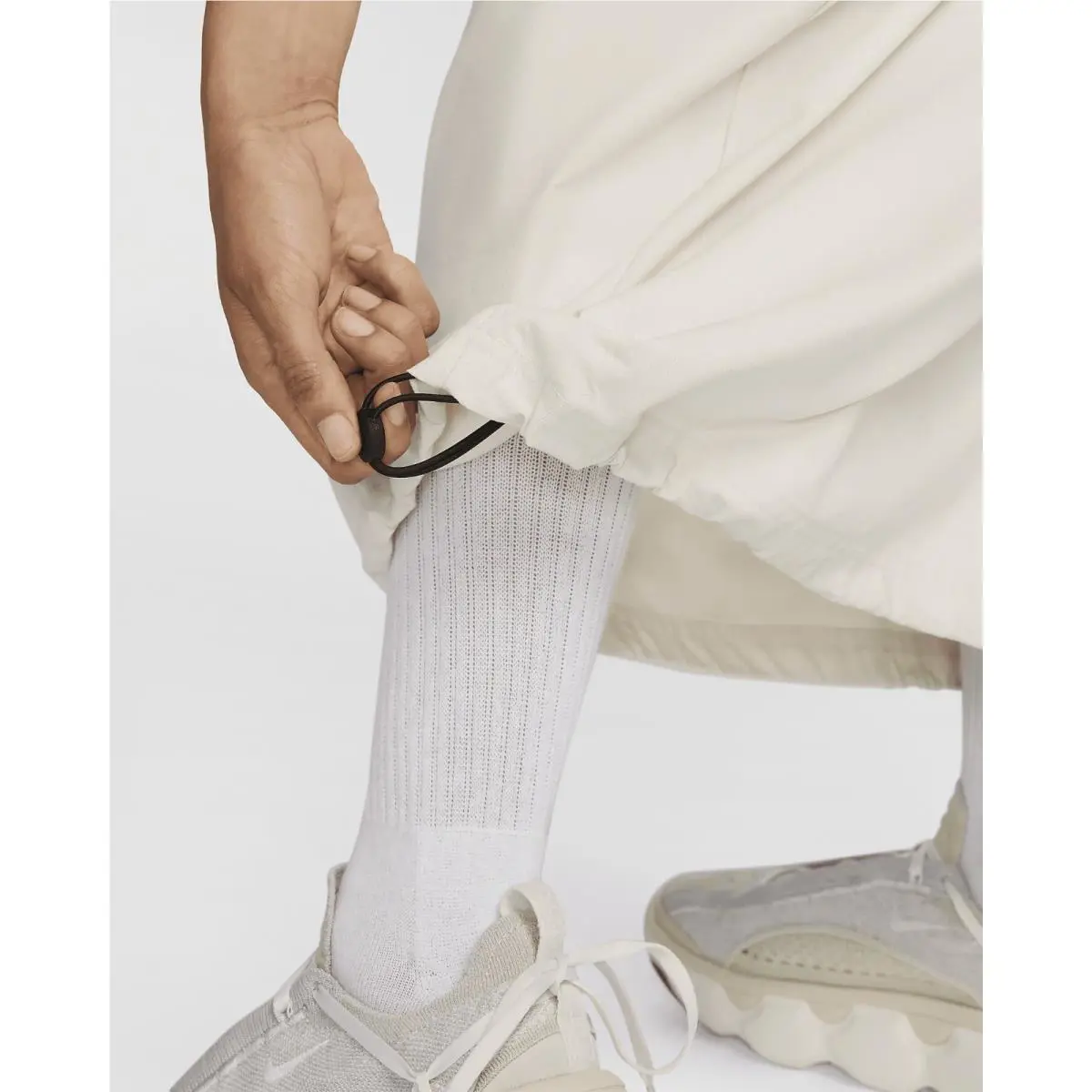 Nike clothing - FV7503-104 - FV7503-104 - Ivory (UPC: 197596296457) 5