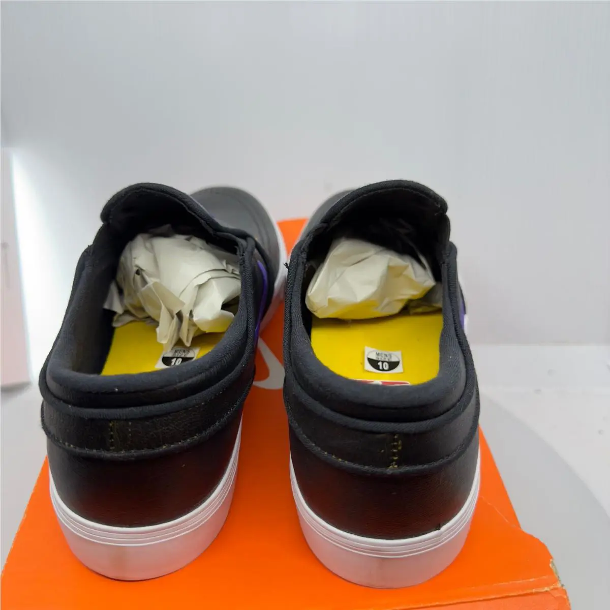 Nike shoes - Black 1