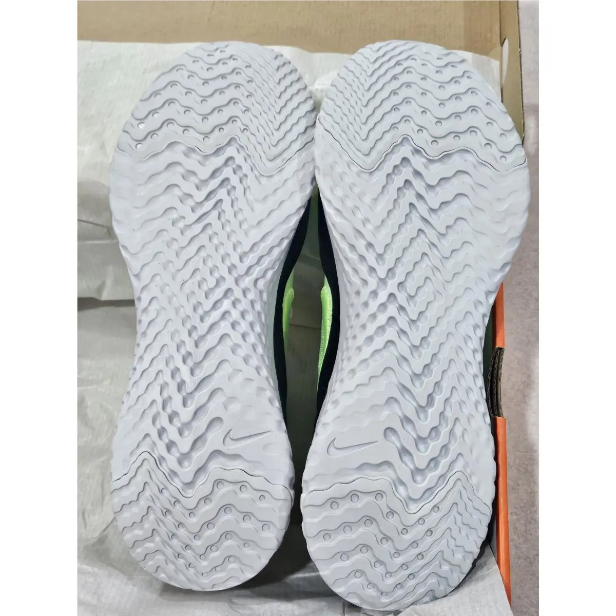 Nike shoes - Nike Rise React - Rise React - AV5554-330 - Green 9
