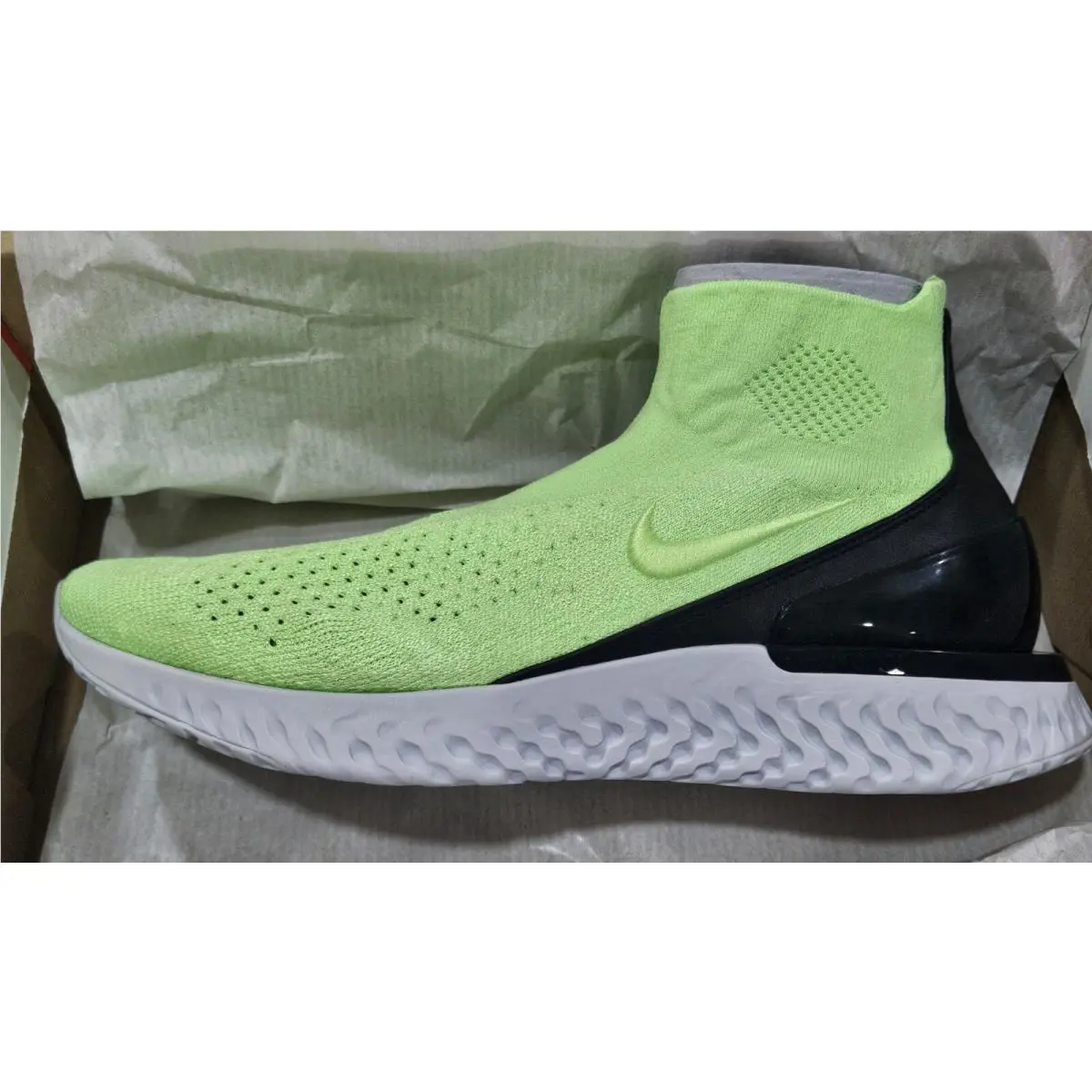 Nike shoes - Nike Rise React - Rise React - AV5554-330 - Green 3
