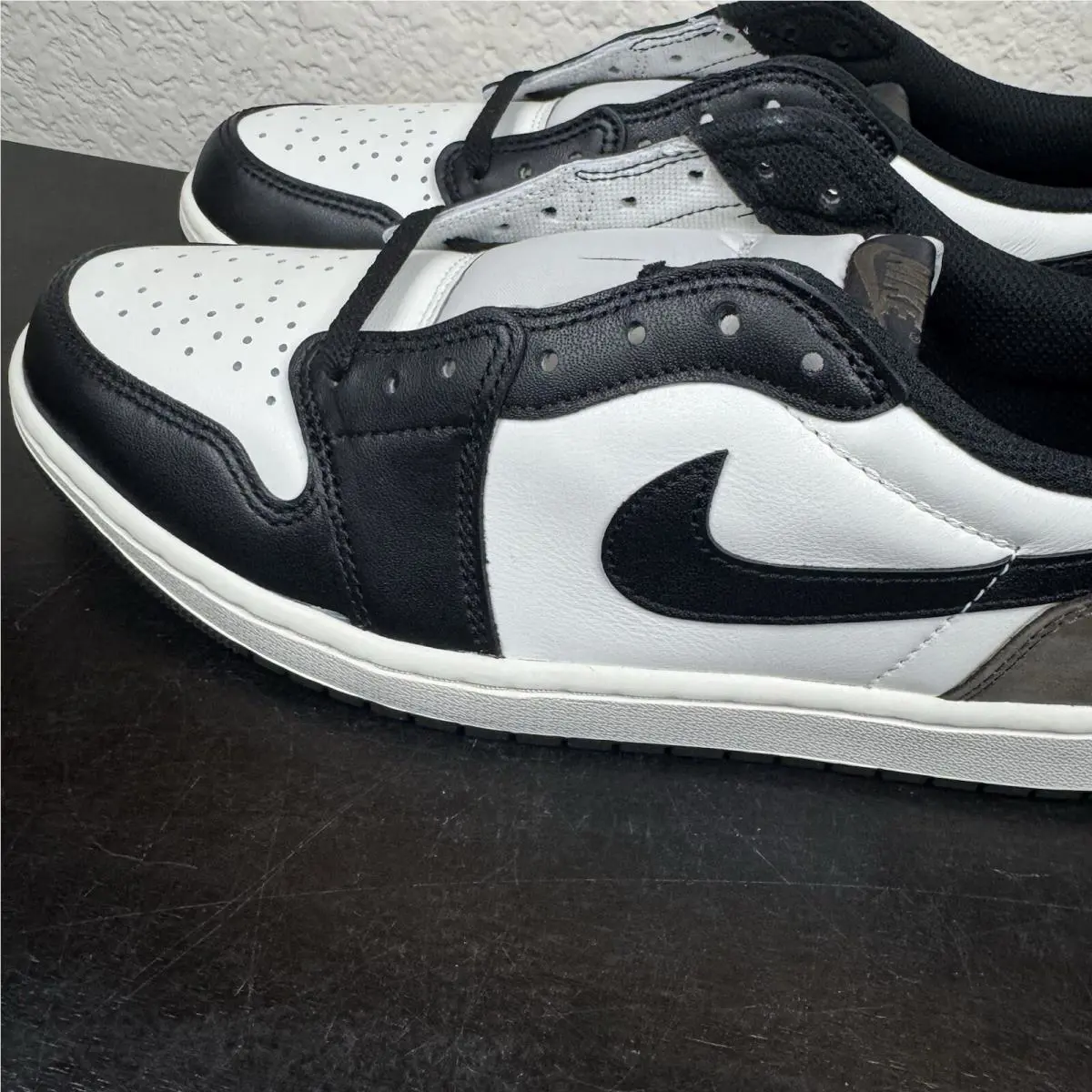 Nike shoes - Jordan Retro 1 - Retro - Mocha 6