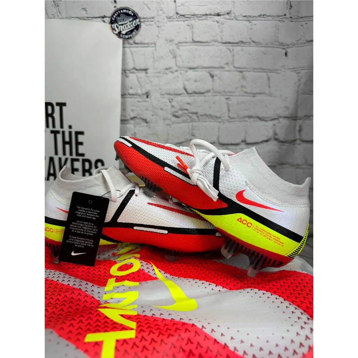 Nike shoes - Red 4