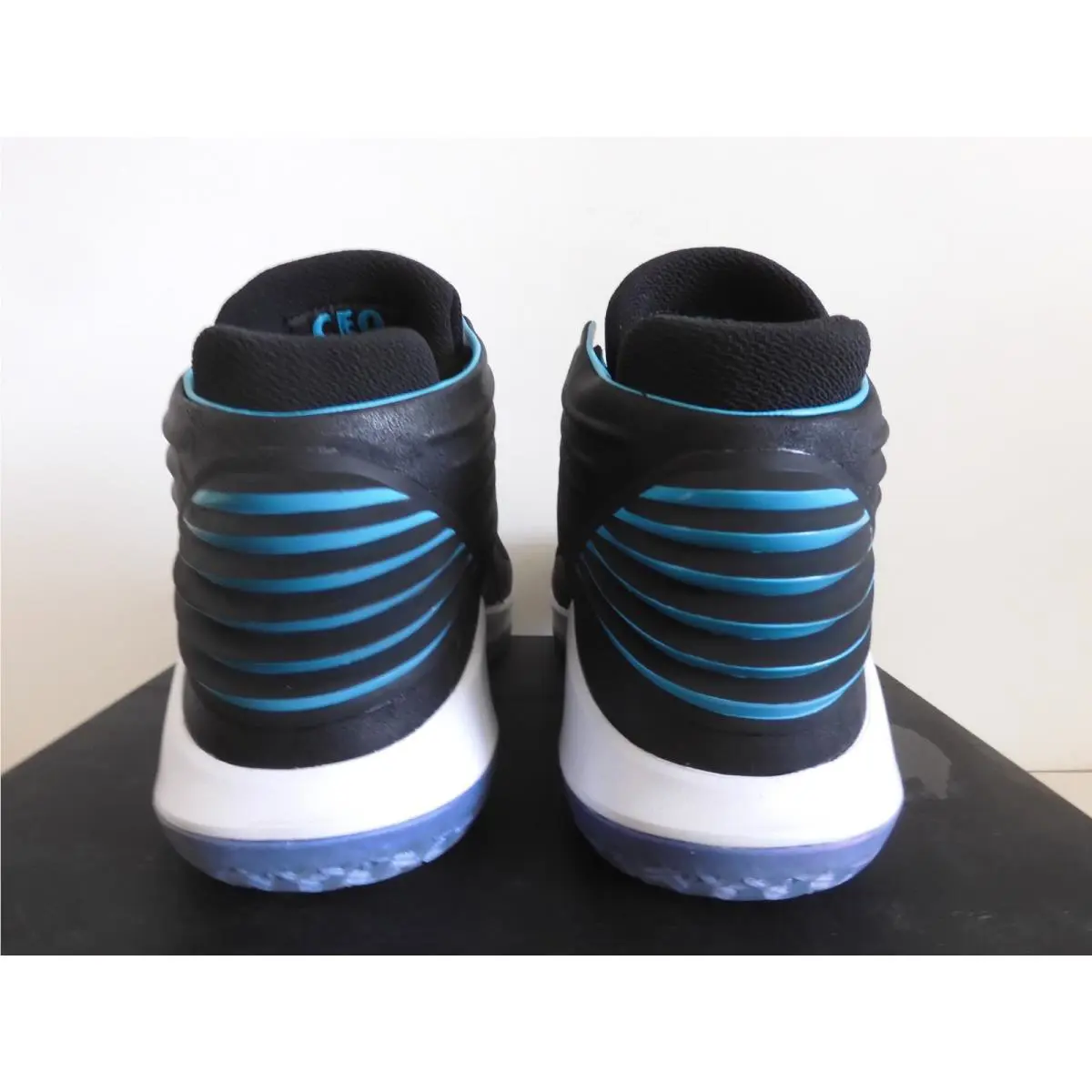 Nike shoes - AIR JORDAN 32 - AIR - AA1253-016 - Black (UPC: 883412863391) 3