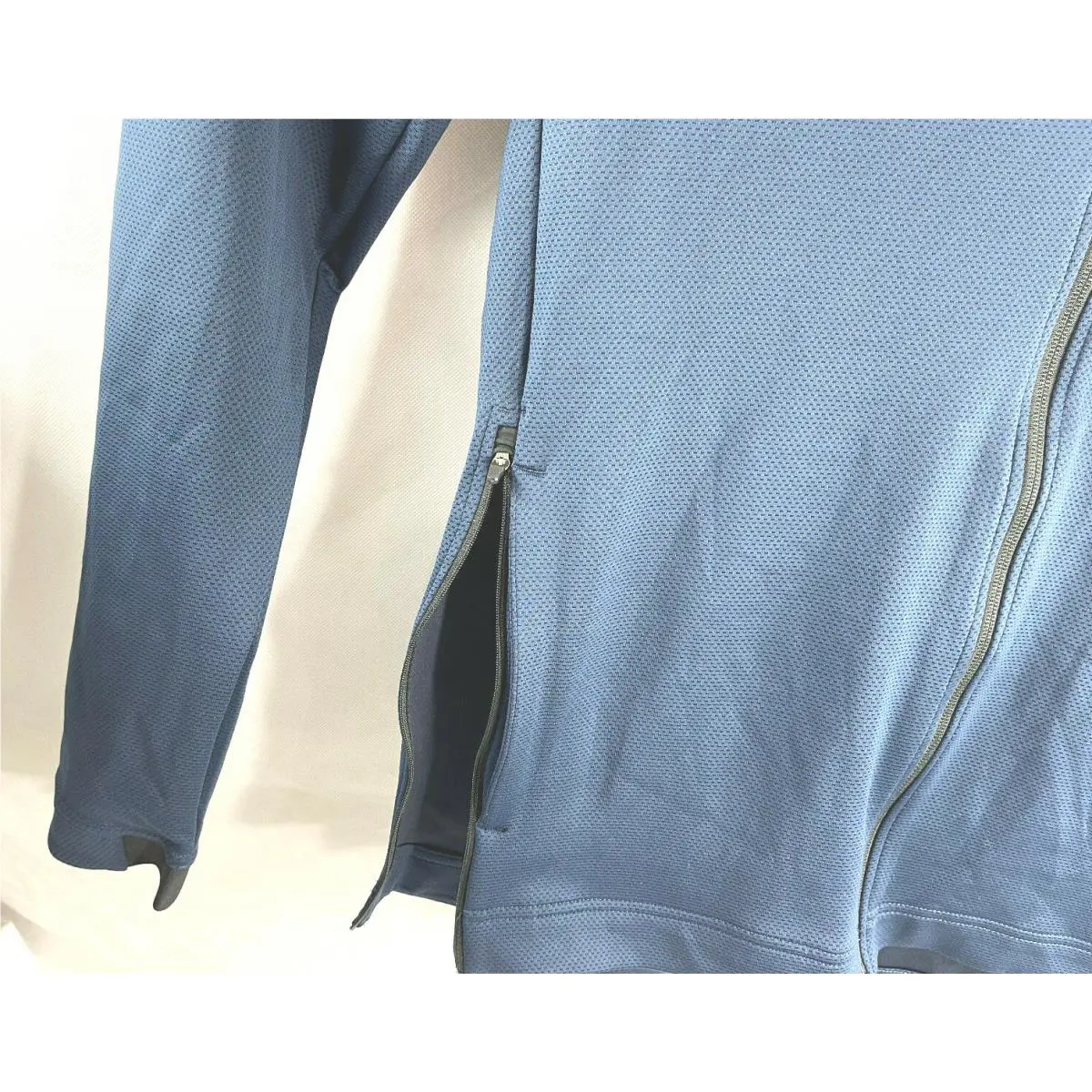 Nike clothing - Blue (UPC: 0193145165175) 3