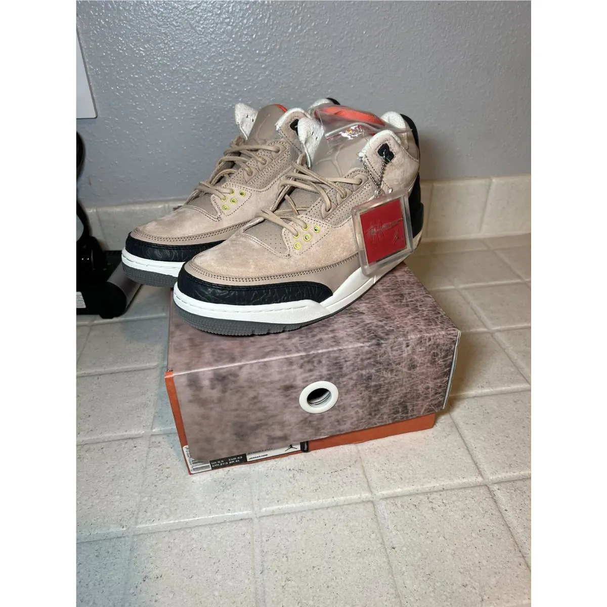 Nike shoes - Air Jordan 3 - Air - AV6683-200 - Bio Beige Black 3