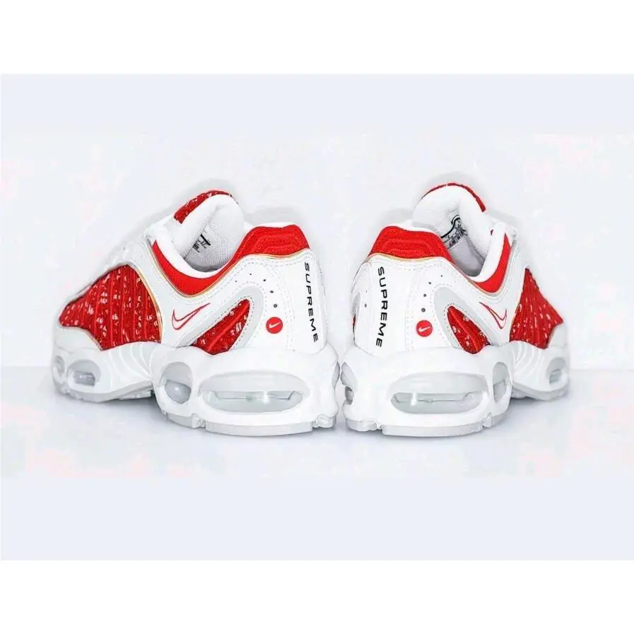 Nike shoes - Supreme - Supreme - Red 4