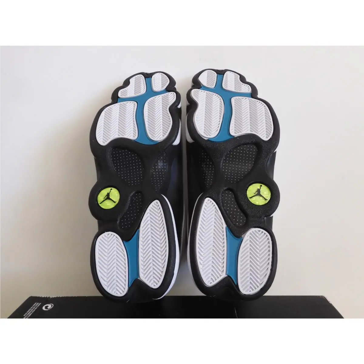 Nike shoes - Air Jordan 13 - Air - 414571-115 - White (UPC: 826216626922) 5