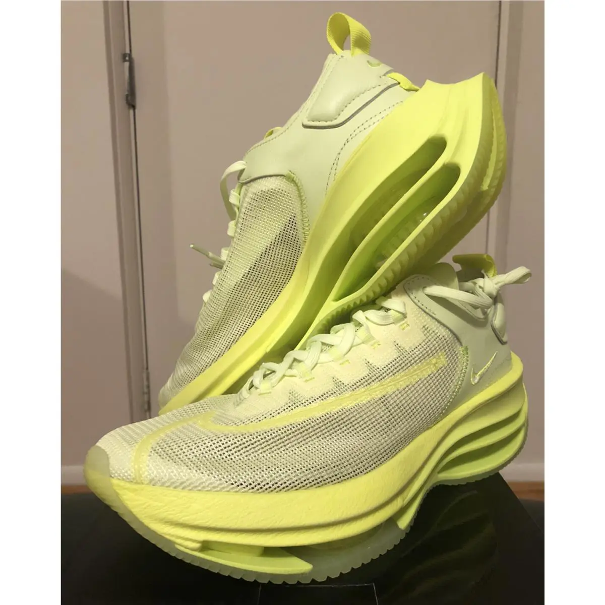 Nike shoes - Nike Zoom Double Stacked - Zoom Double Stacked - Volt 1