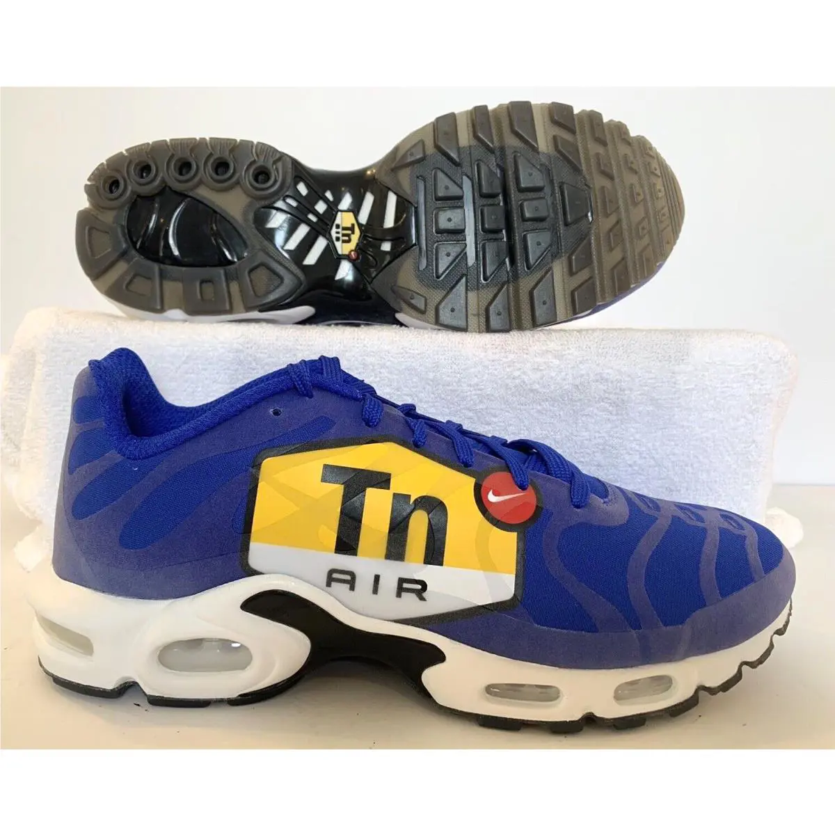Nike shoes - Nike Air Max Plus - Air Max Plus - AJ7181-400 - Hyper Blue/Black-White (UPC: 886737122433) 0