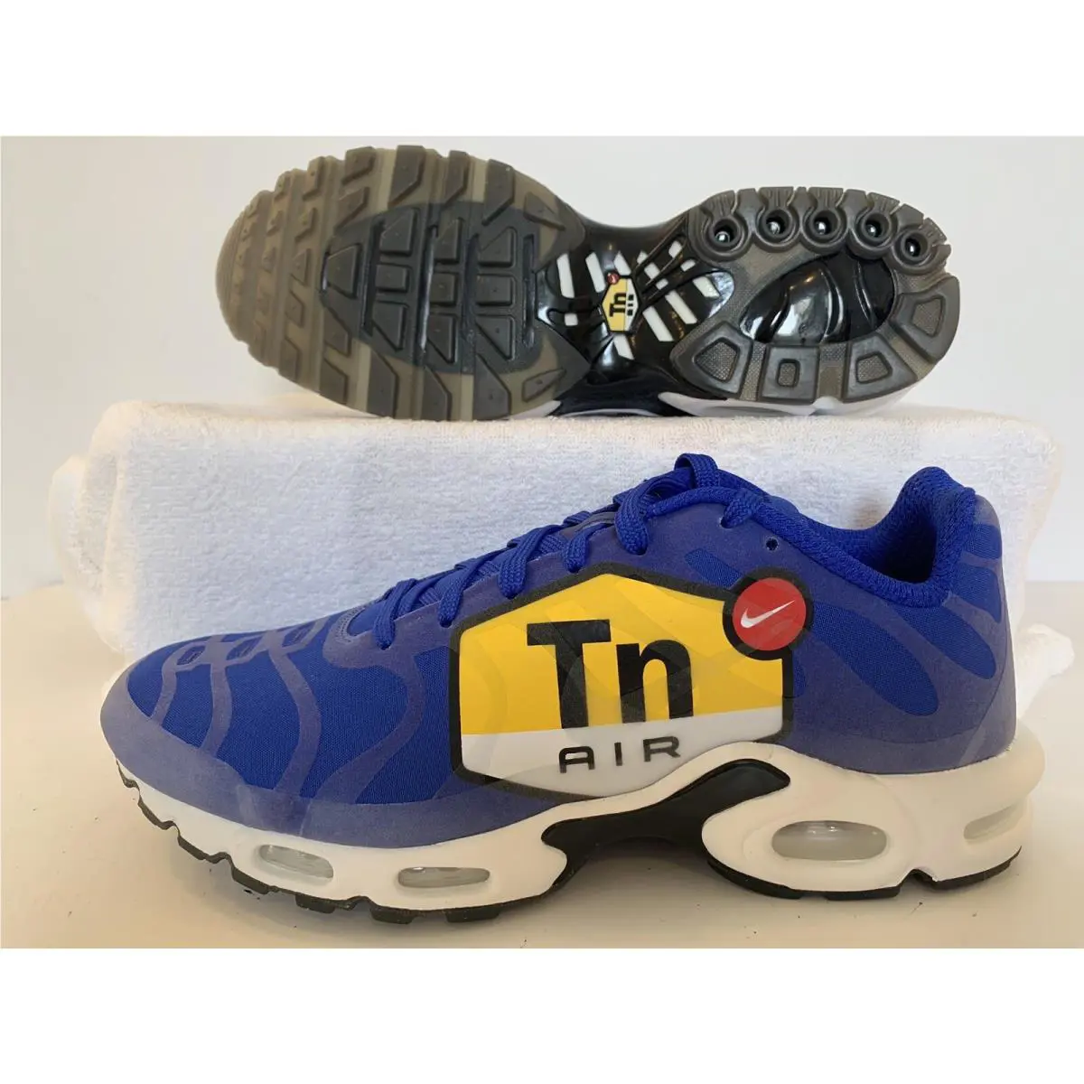 Nike shoes - Nike Air Max Plus - Air Max Plus - AJ7181-400 - Hyper Blue/Black-White (UPC: 886737122433) 1