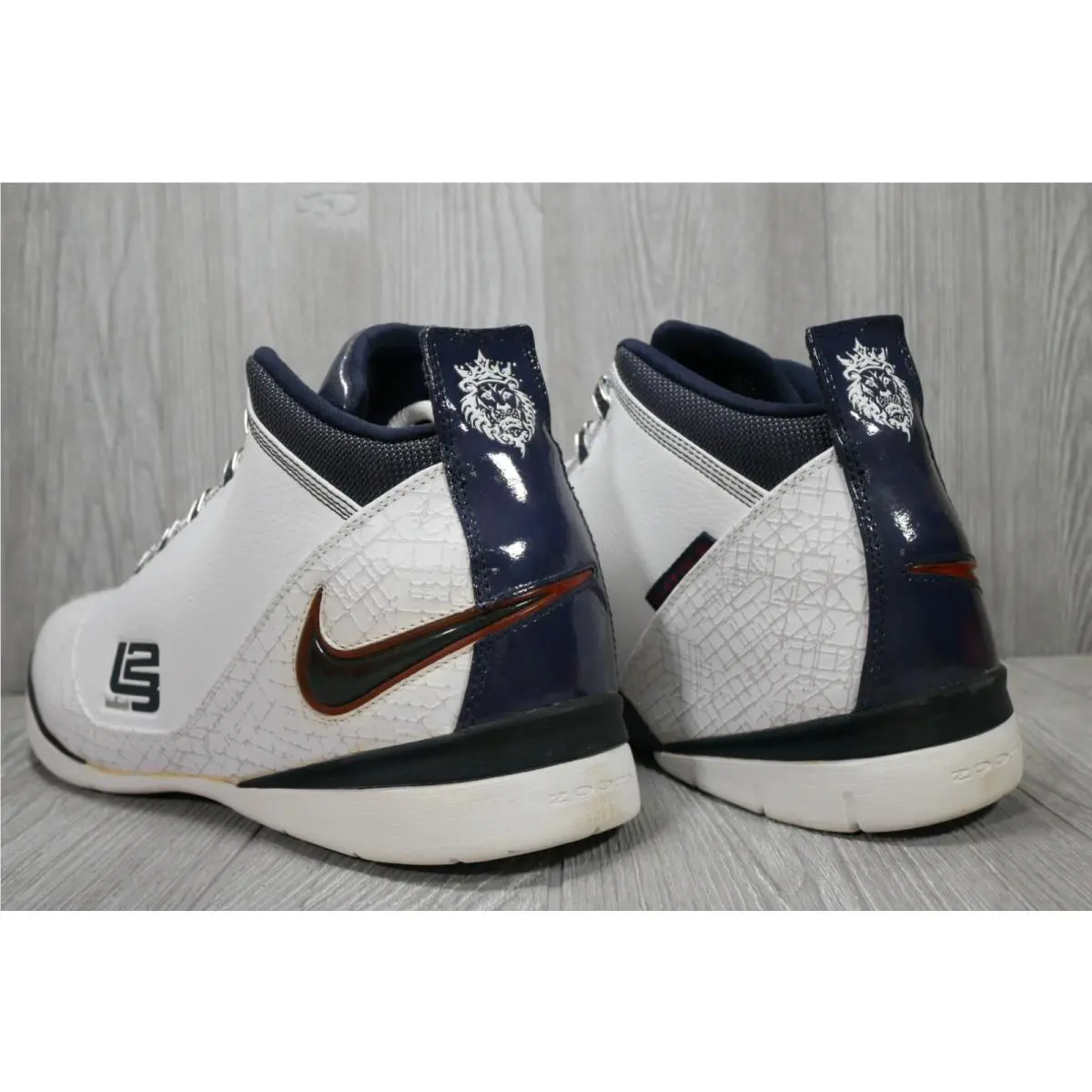 Nike shoes - Nike LeBron Zoom Soldier - LeBron Zoom Soldier - 318694-141 - White 4