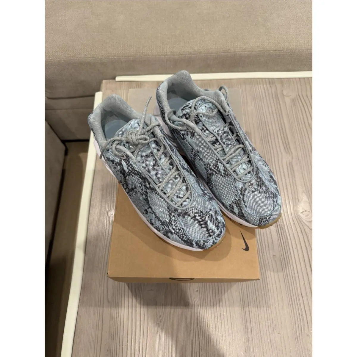 Nike shoes - Nike Hot Step Air Terra - DR0508-002 - Blue, Manufacturer: Light Pumice/White 1