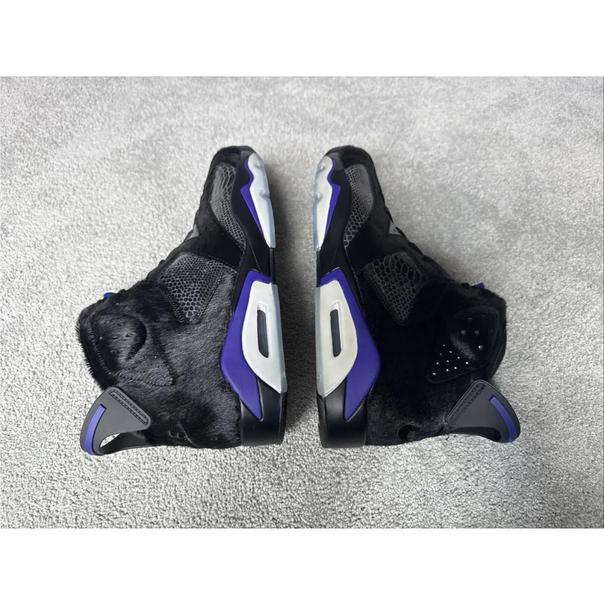 Nike shoes - Jordan 6 - Black 7