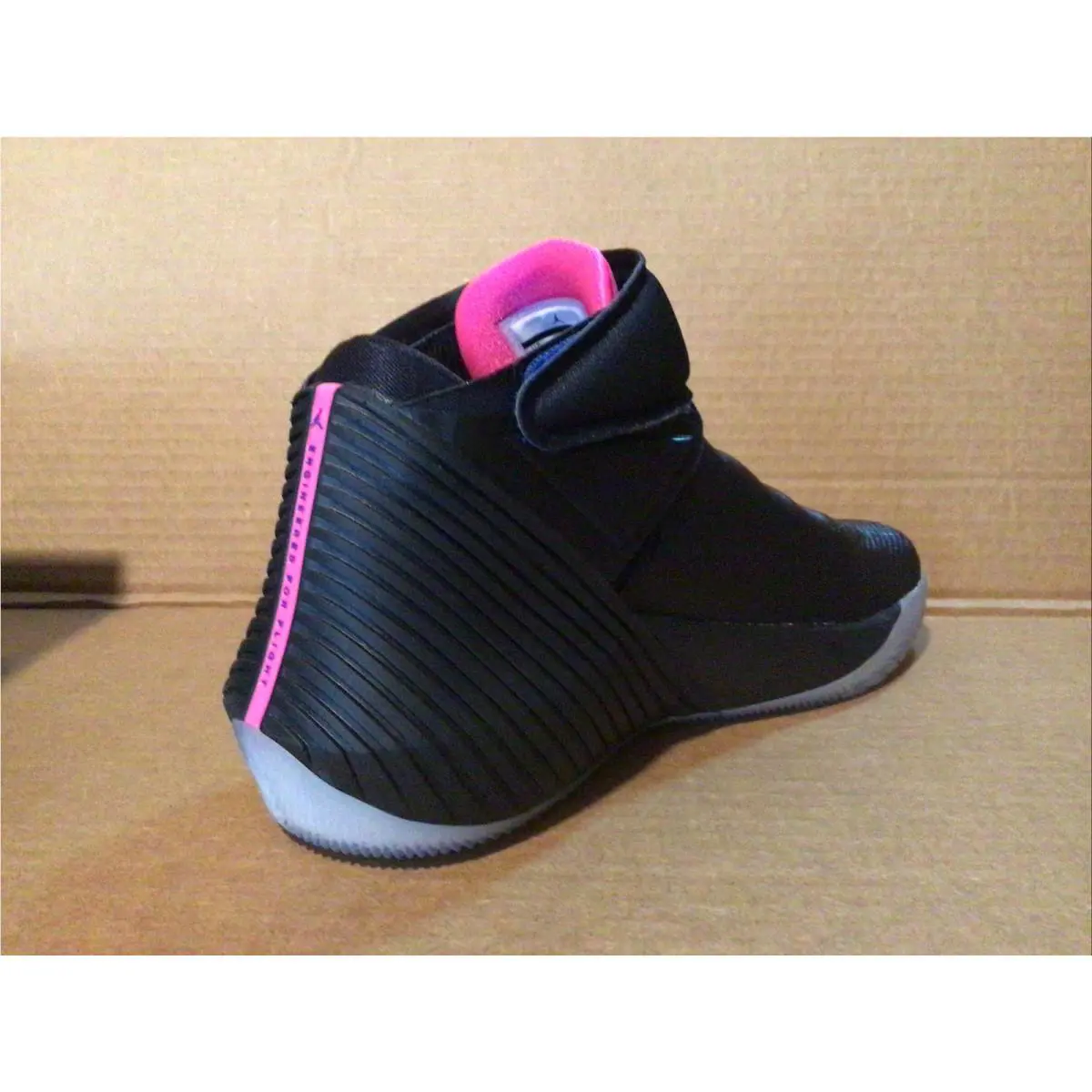 Nike shoes - Air Jordan 1 - Air - Black 2