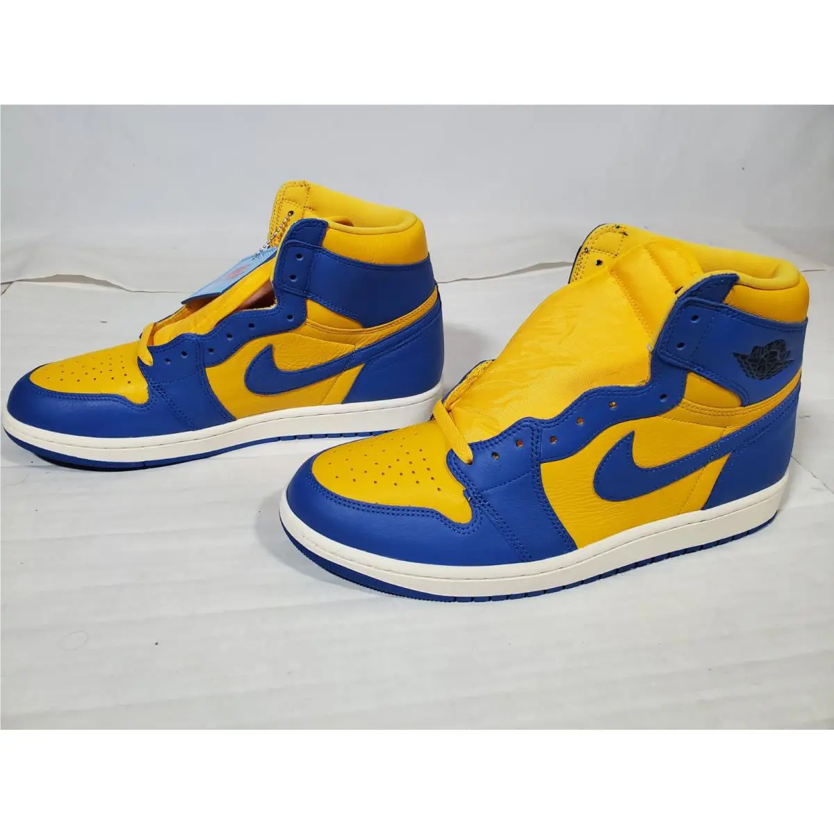 Nike shoes - Air Jordan 1 - Air - Blue & Yellow 1
