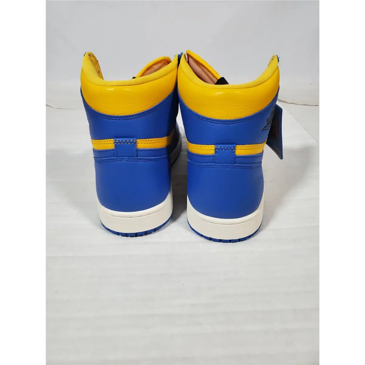 Nike shoes - Air Jordan 1 - Air - Blue & Yellow 2