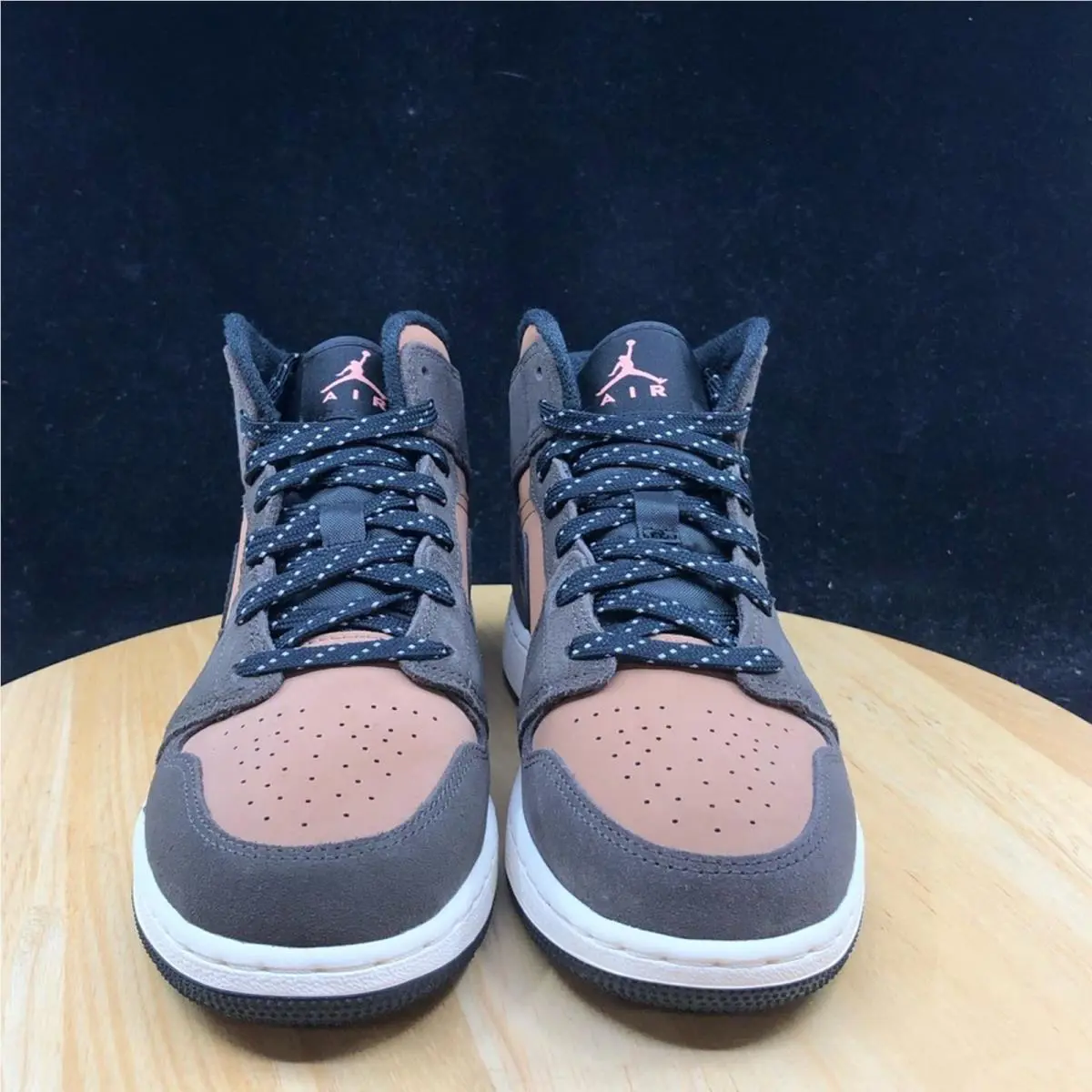 Nike shoes - Brown 1