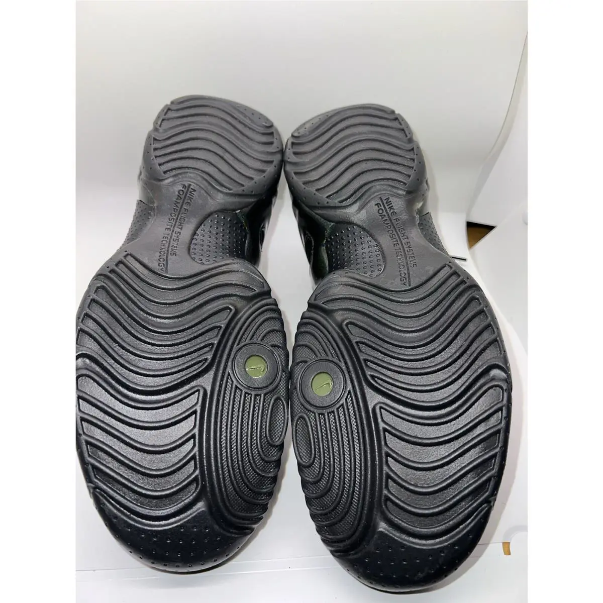 Nike shoes - Nike Air Flightposite - Air Flightposite - AO9378 300 - Legion Green 19