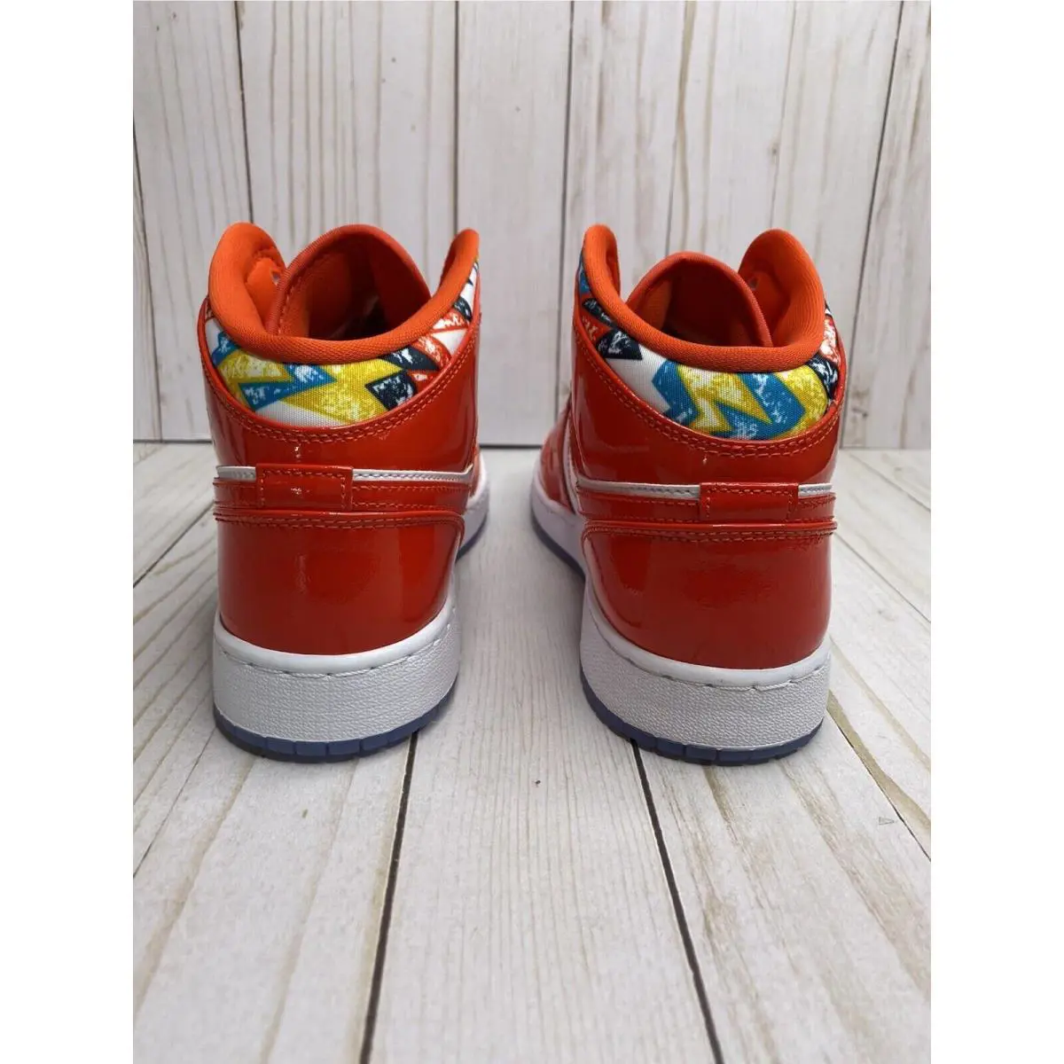 Nike shoes - Air Jordan 1 Mid SE - DC7294-600 - Multicolor (UPC: 195243077695) 3