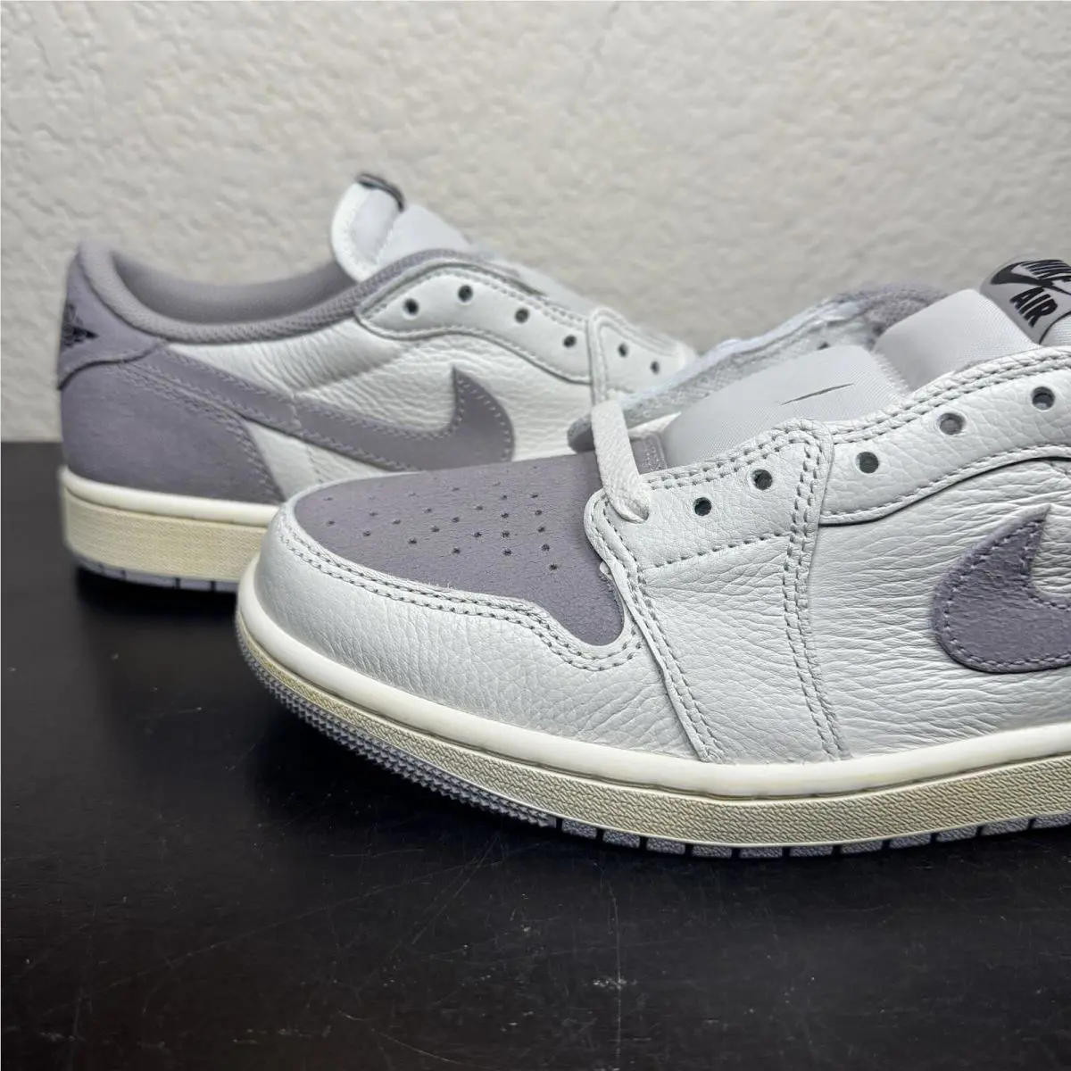 Nike shoes - Air Jordan 1 Low - Air Low - Atmosphere Grey 3