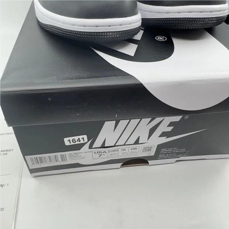Nike shoes - Black 0