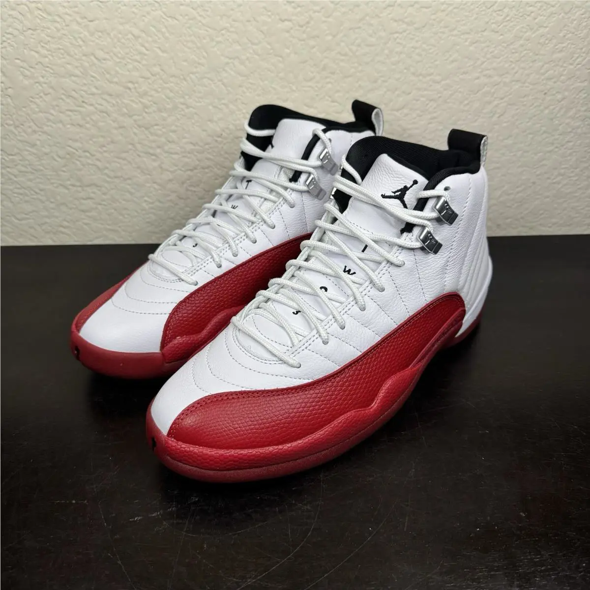Nike shoes - Jordan Retro 12 - Retro - Cherry Red 4