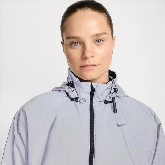 Nike clothing - Reflect Silver (UPC: 197600726307) 8