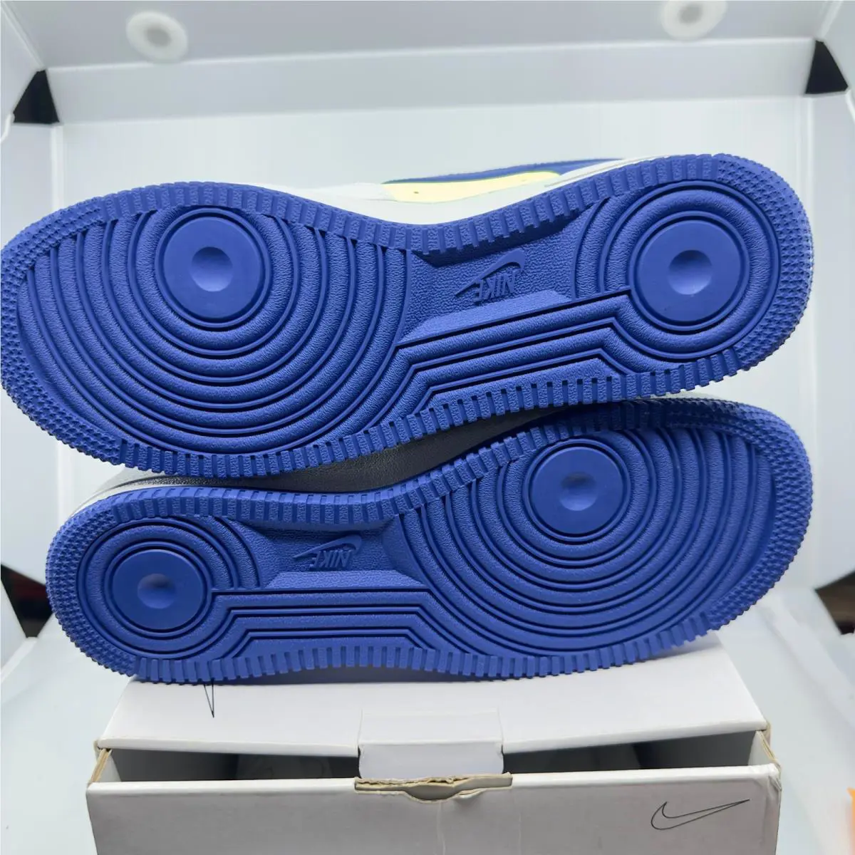 Nike shoes - Blue 3