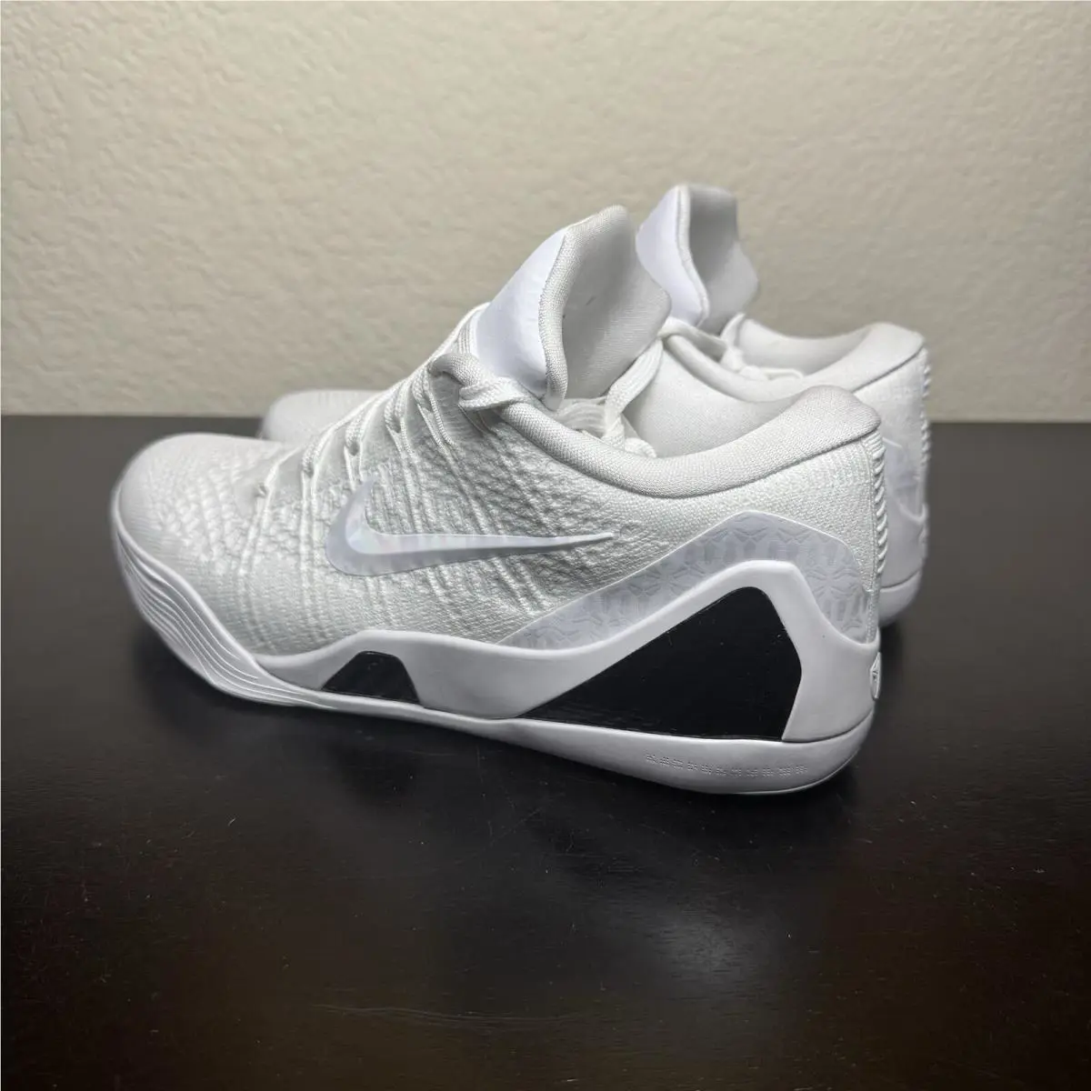 Nike shoes - Nike Kobe 9 - Kobe - White 3