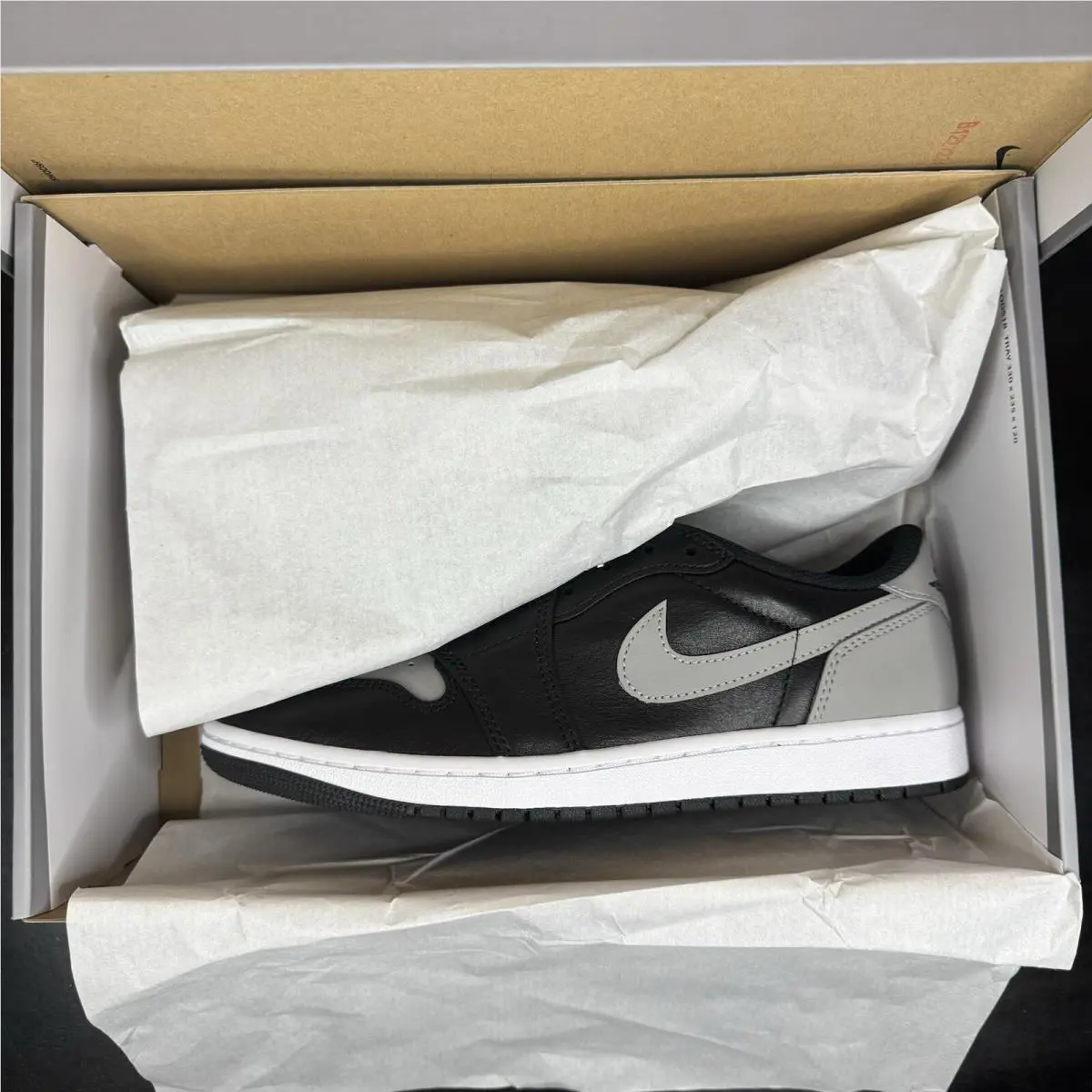 Nike shoes - Jordan Retro 1 - Retro - Shadow 8