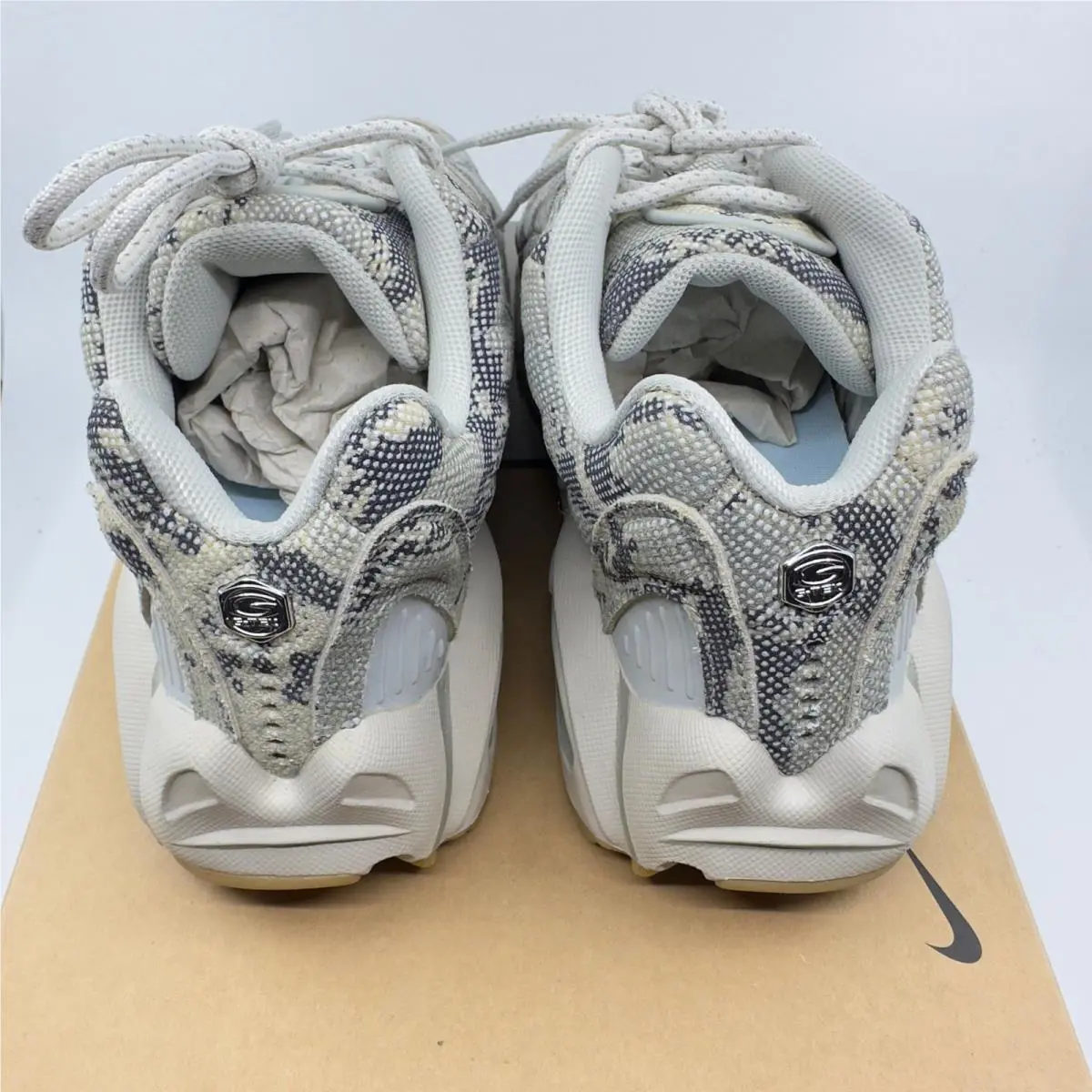 Nike shoes - Cream 2