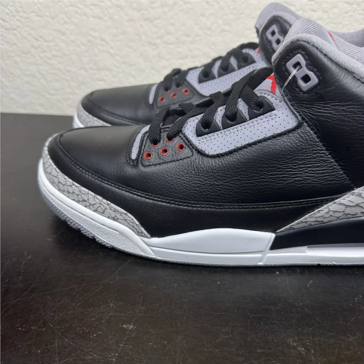 Nike shoes - Air Jordan Retro - Air Retro - Black Cement 6
