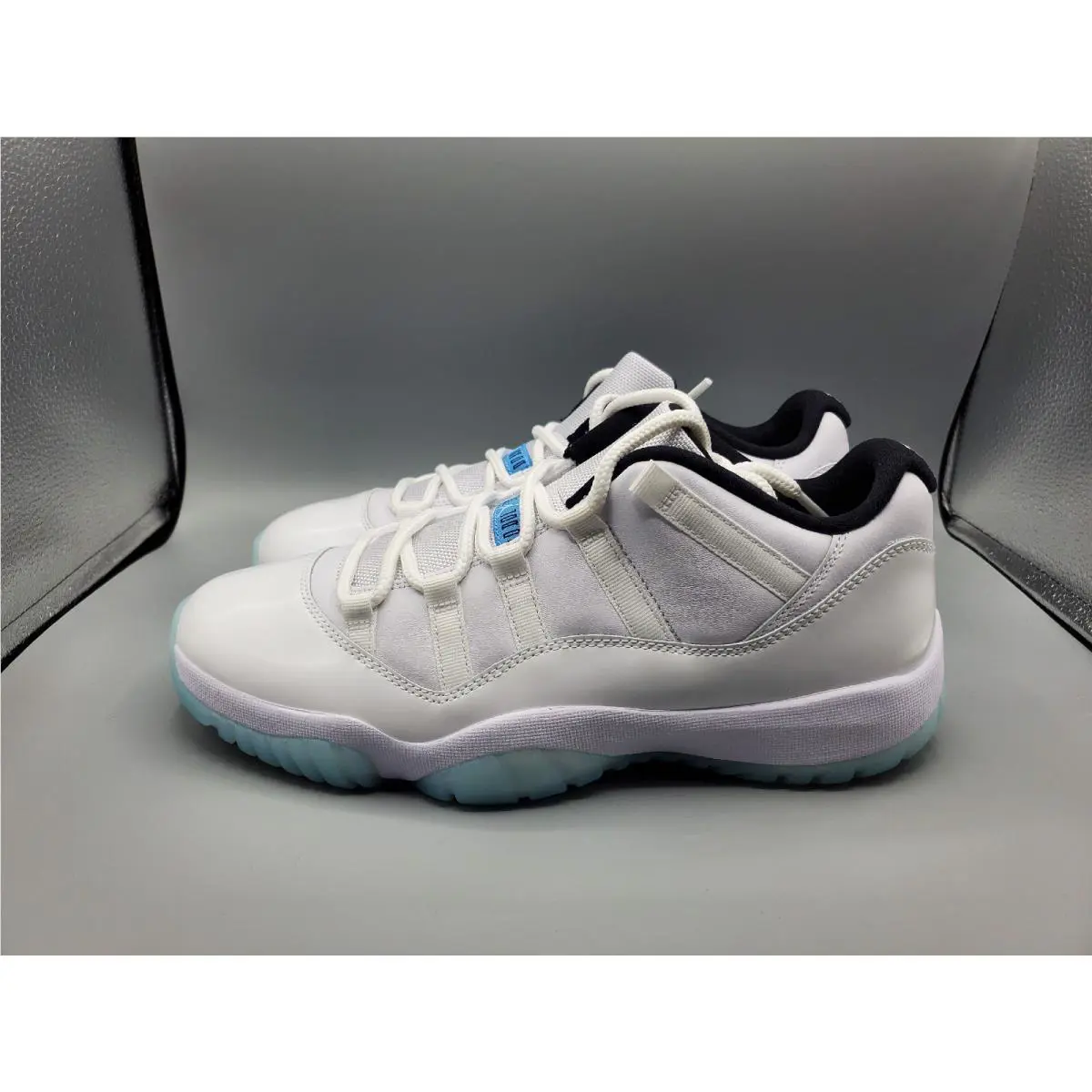 Nike shoes - Air Jordan 11 Retro Low - White/Legend Blue 0