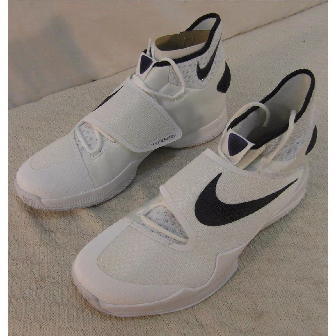 Nike shoes - Nike Zoom Hyperrev - Zoom Hyperrev - NIKE ZOOM - White 2