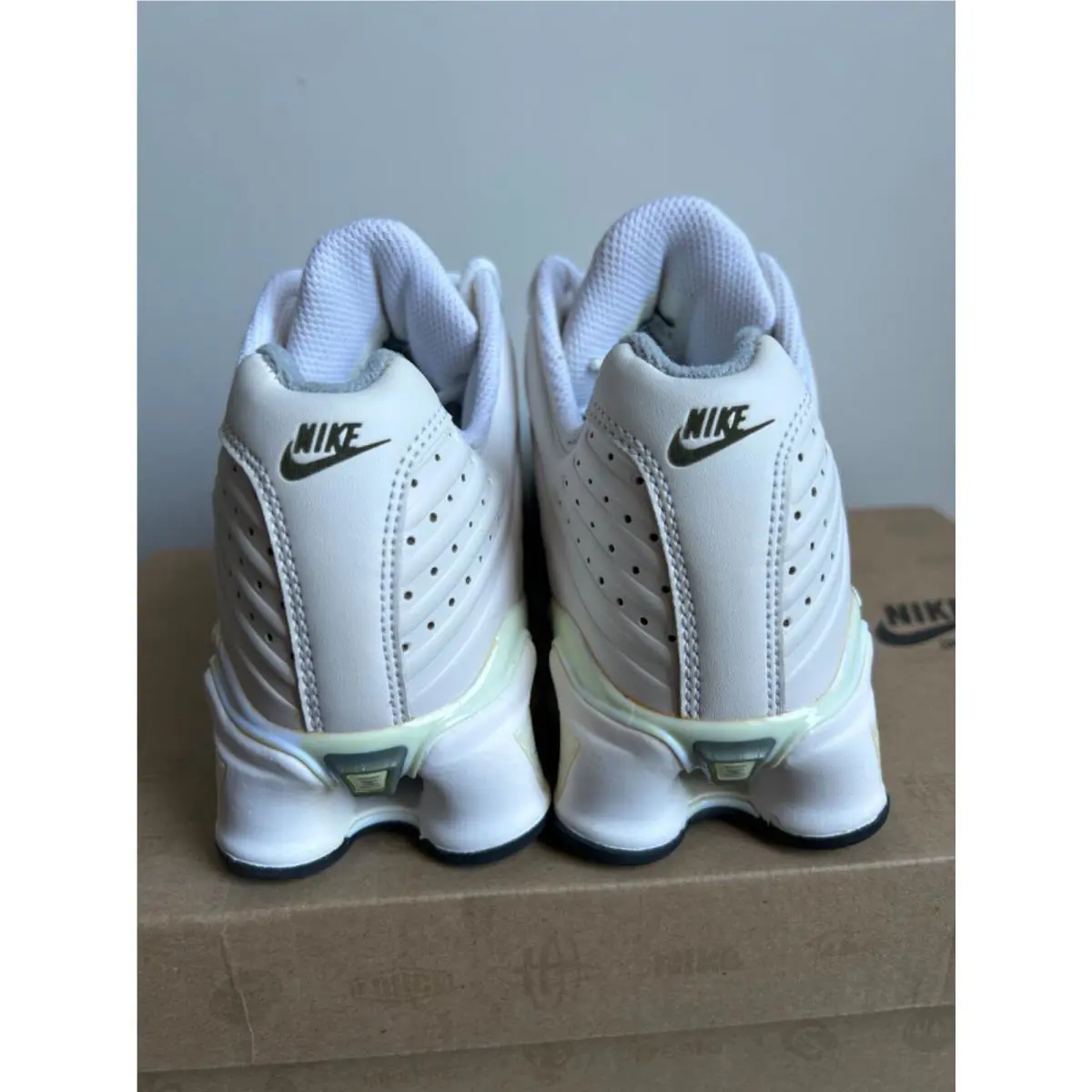 Nike shoes - Nike Shox - Shox - 429868-100 - Silver (UPC: 883412980135) 1