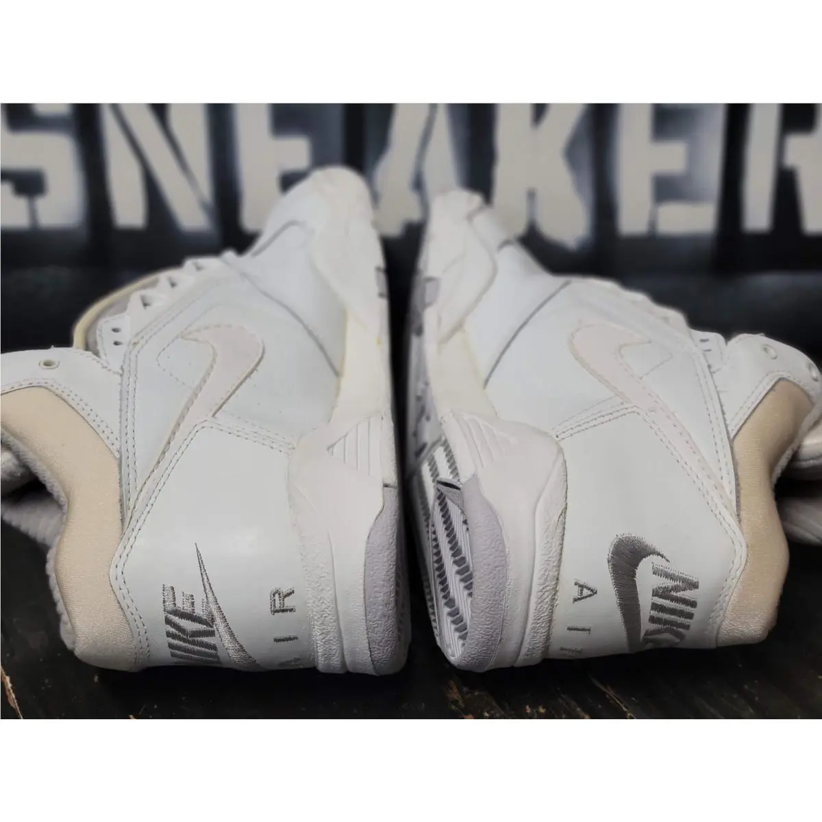 Nike shoes - White 4