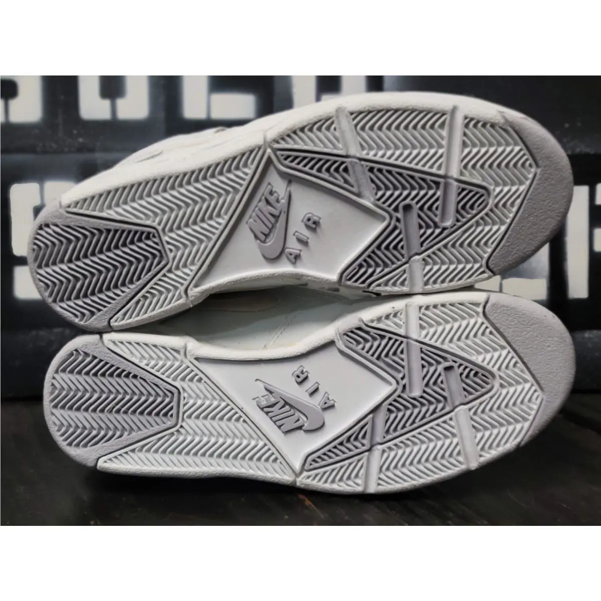 Nike shoes - White 5