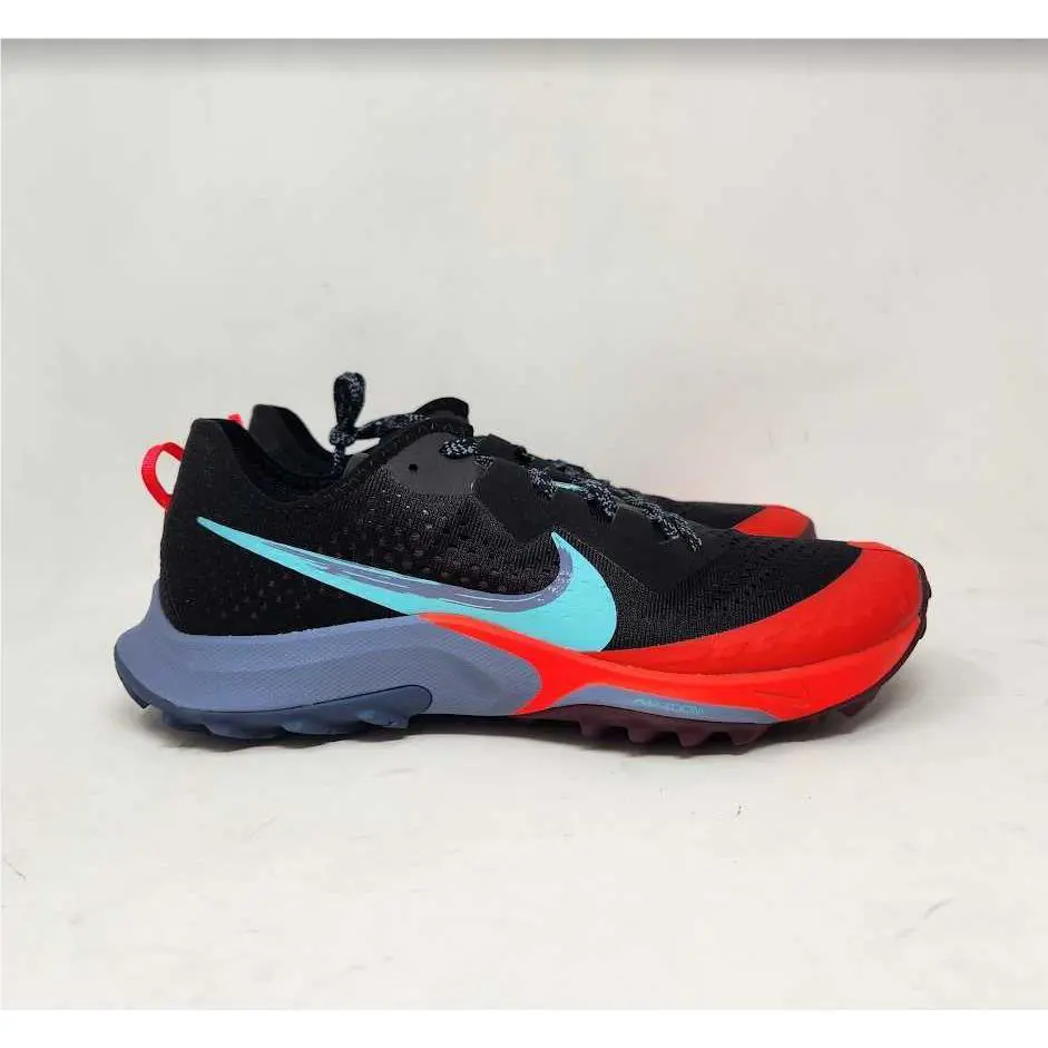 Nike shoes - Black 3
