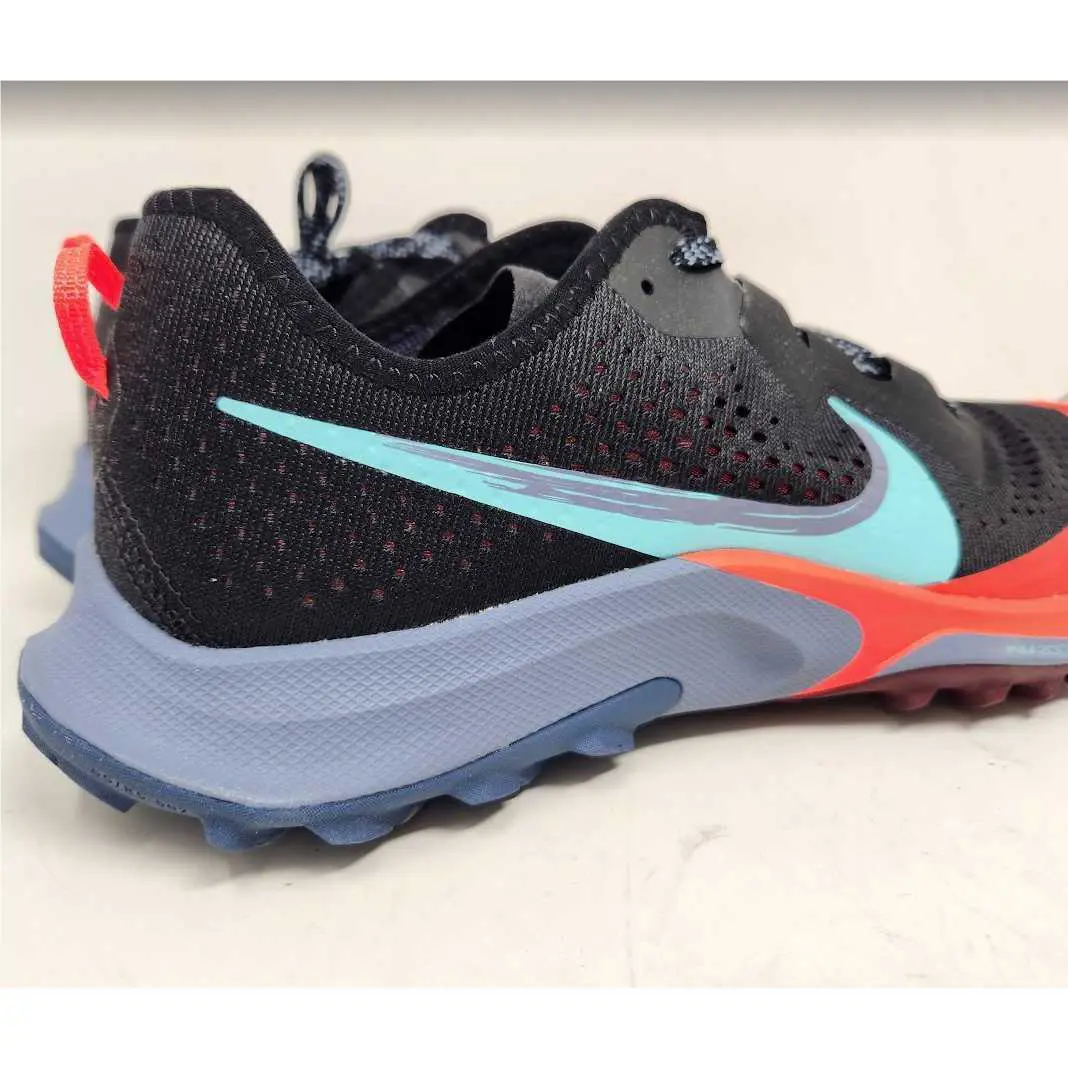 Nike shoes - Black 4