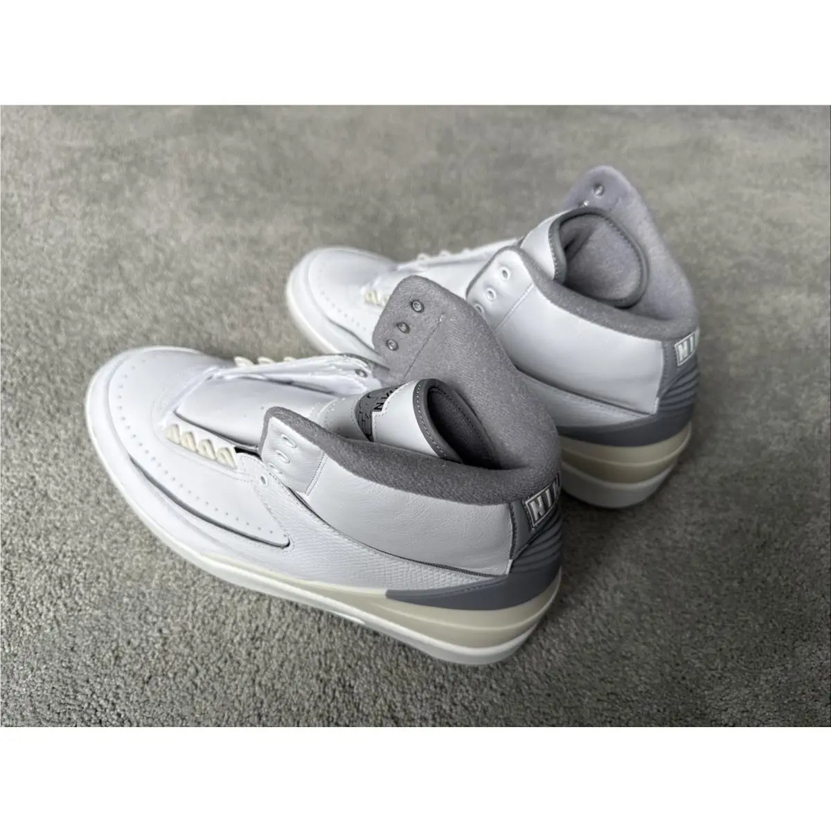 Nike shoes - Air Jordan Retro - Air Retro - White 4
