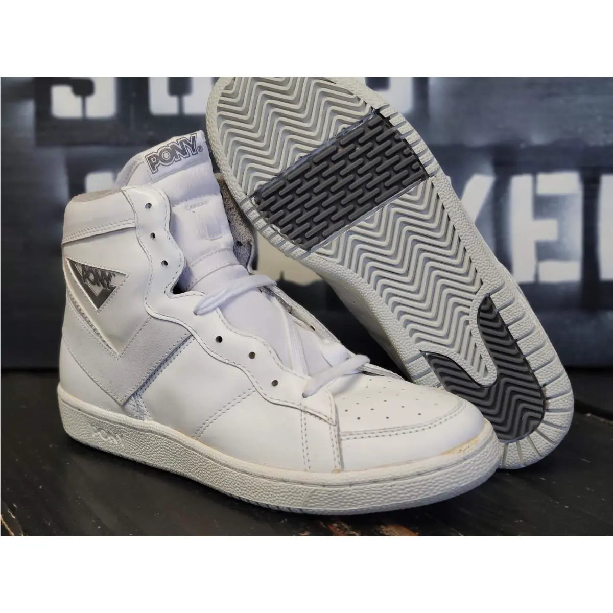 Nike shoes - White 5