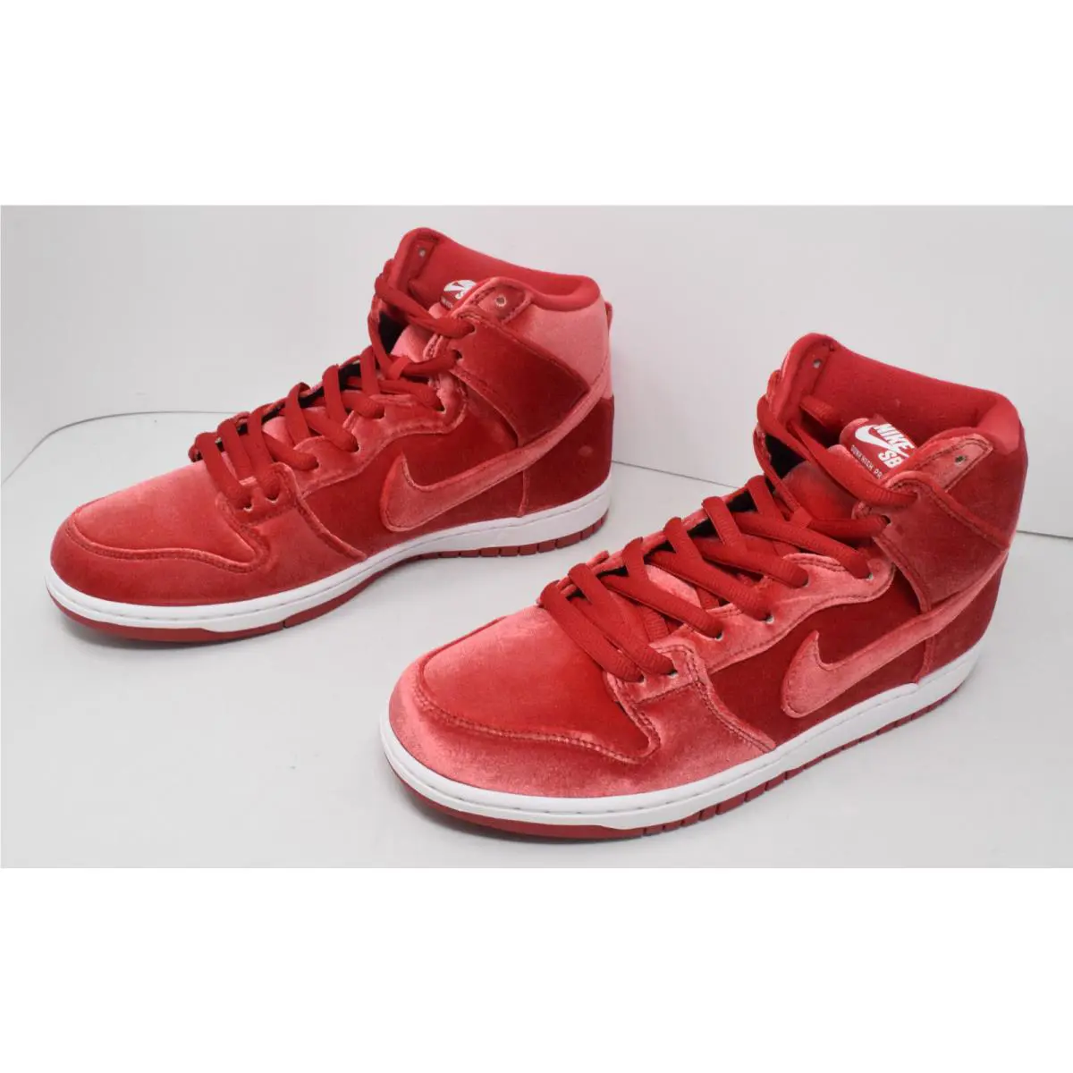 Nike shoes - Nike Sb Dunk High - Dunk High - White (UPC: 888507134523) 1