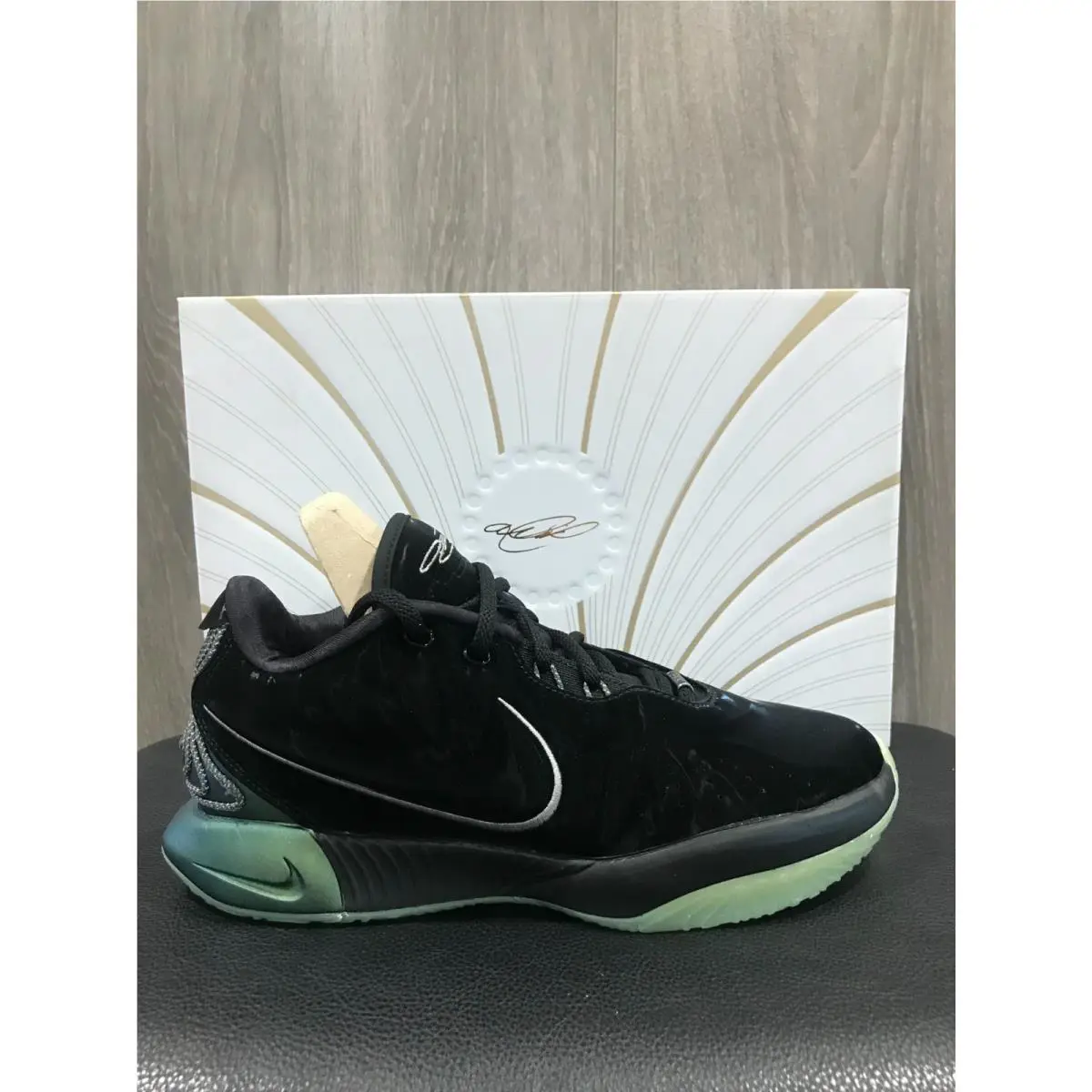 Nike shoes - Black/Iron Grey (UPC: 196969658168) 1